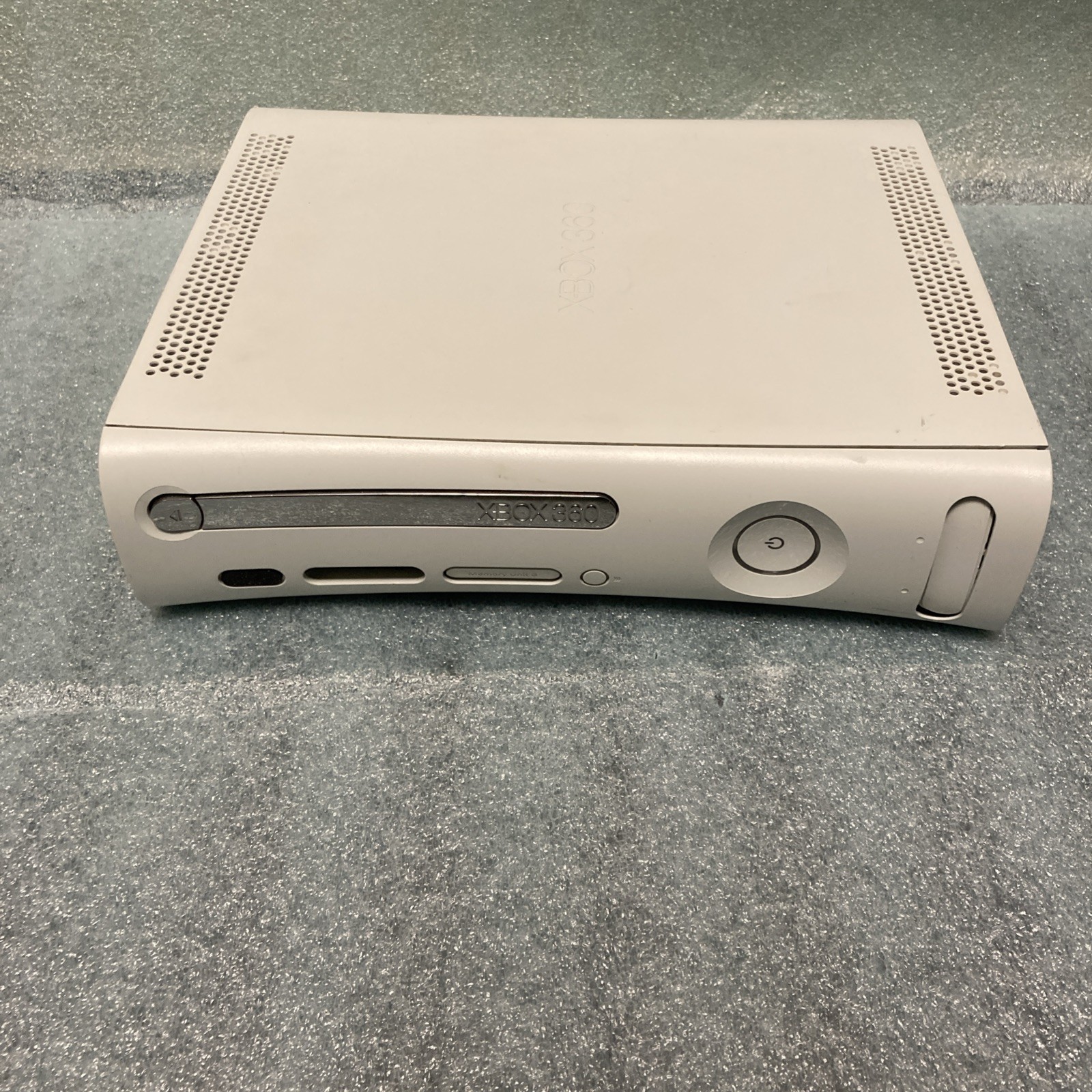 Xbox 360 Fat Console ONLY – Tray Sticks Won’t Open But Will Read Discs