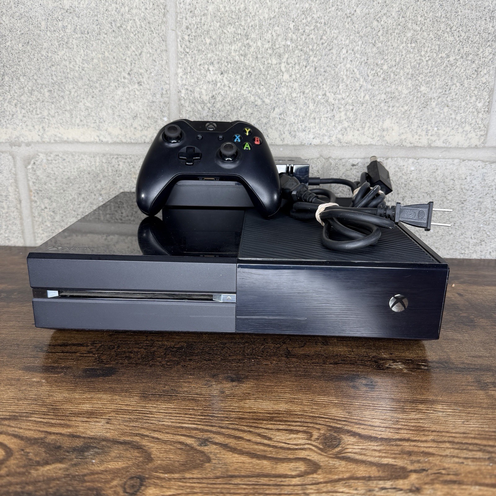 Microsoft Xbox One Console Power Controller 500GB Black 1540 Tested And Working