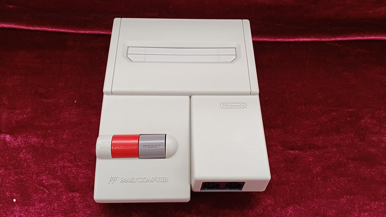 Nintendo AV Famicom HVC-101 Gray Console Only Used
