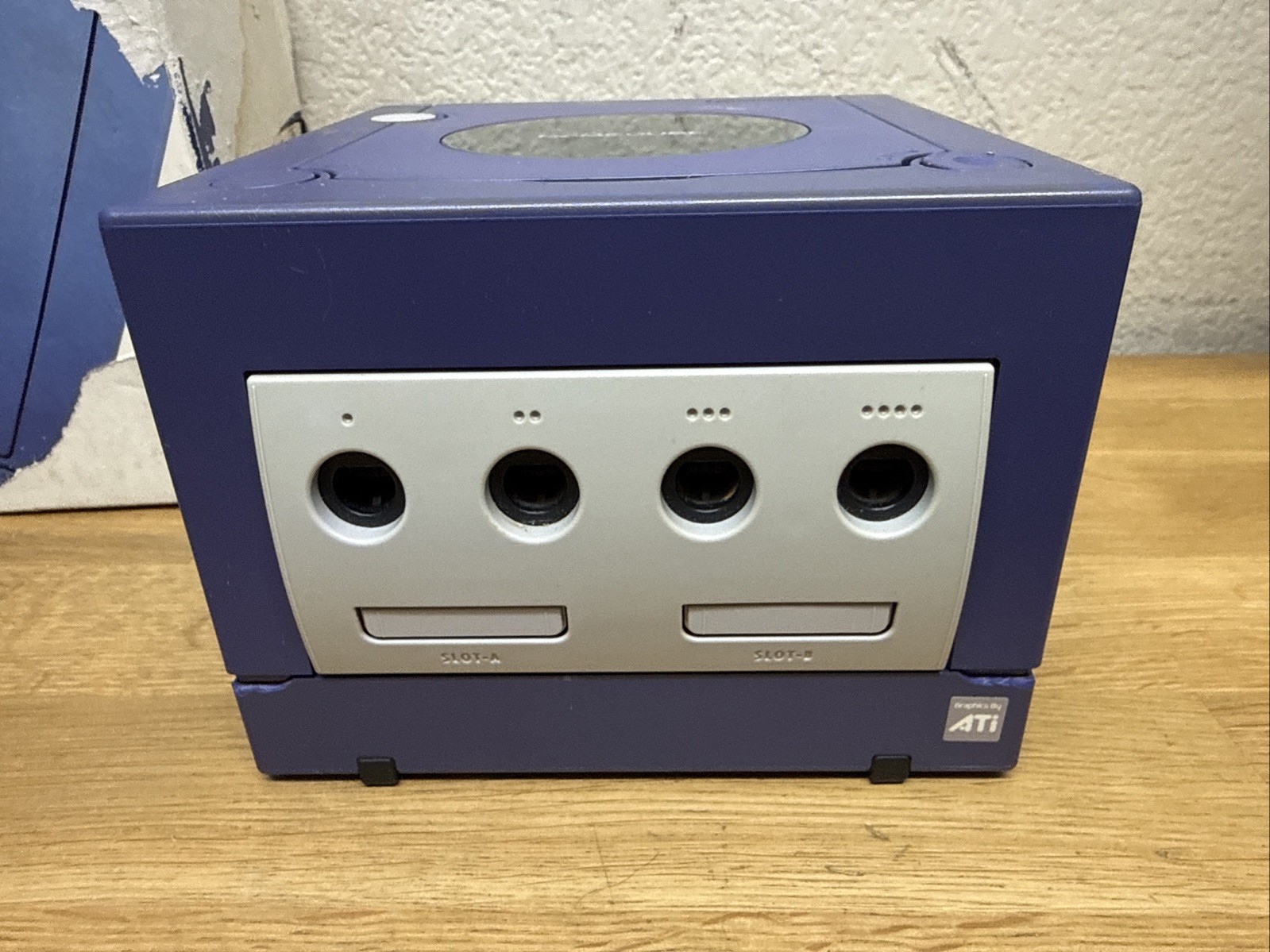Nintendo GameCube DOL-001 USA Indigo Console Controller Body/Box Damaged Working