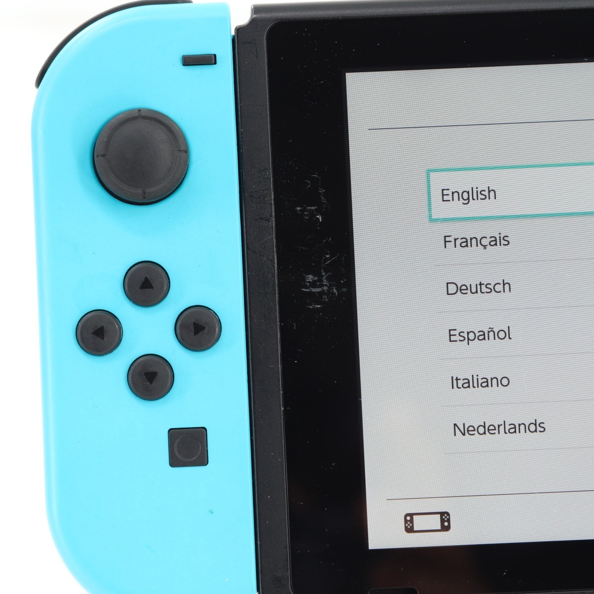 Nintendo Switch HAC-001(-01) Console w/Joy-Cons & Dock – Good (PZ1005463)
