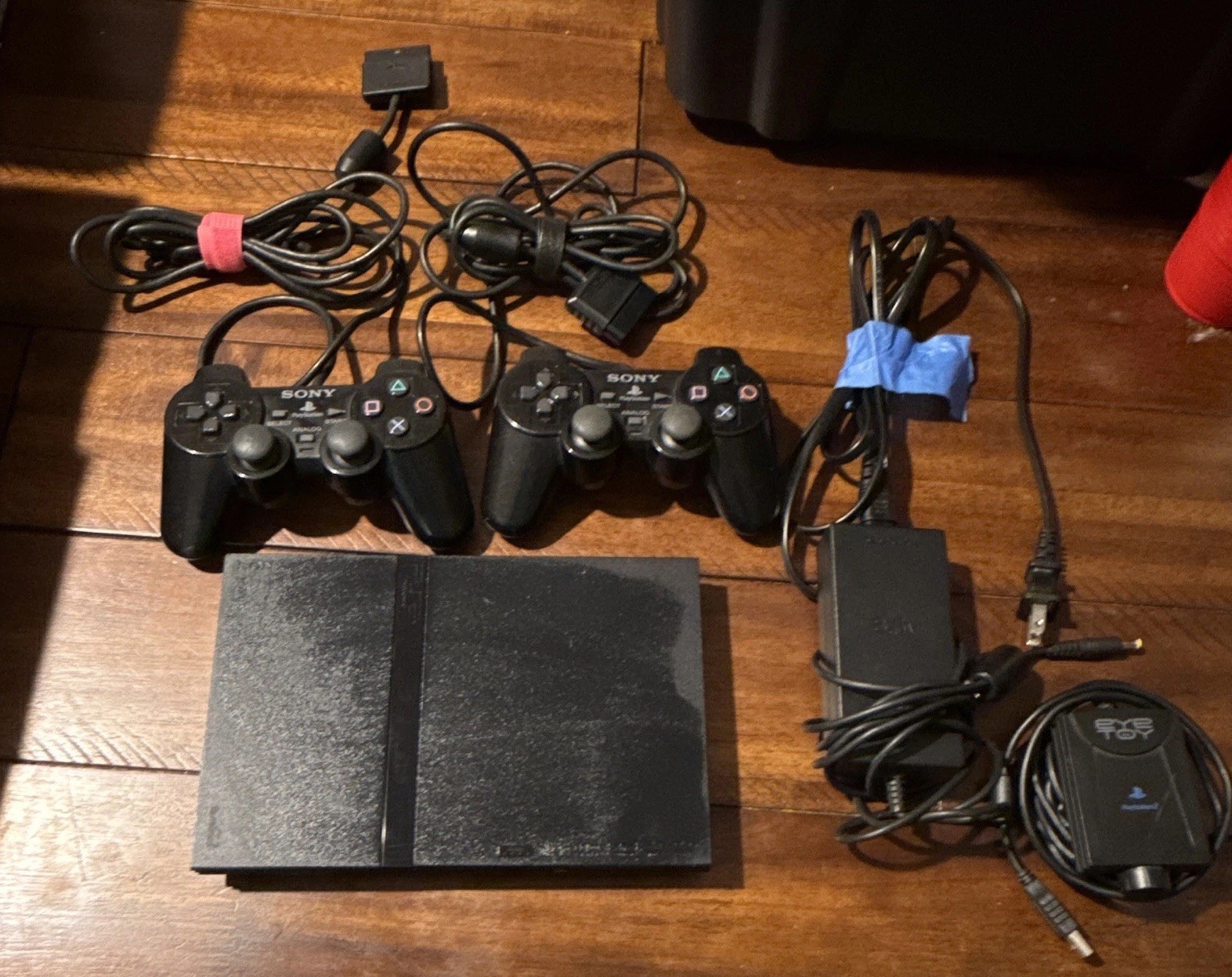 Sony PlayStation 2 PS2 Slim Console Black & 2 Controllers, Eye Toy Camera