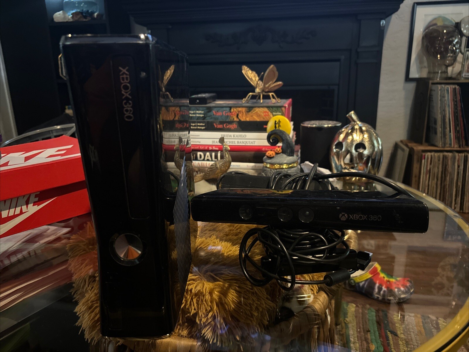 Microsoft Xbox 360 S with Kinect 250GB Glossy Black Console With 7 Games