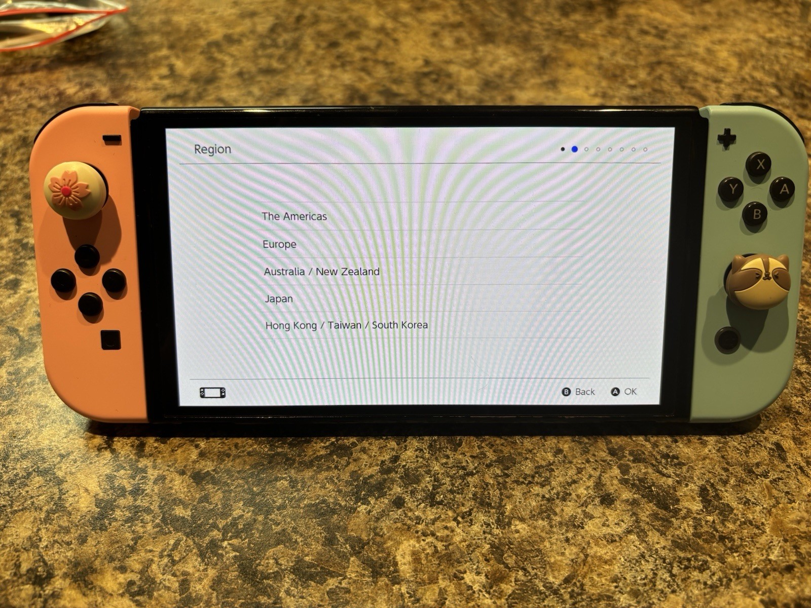 Nintendo Switch OLED Model – 64GB/White (HEGSKAAAA)