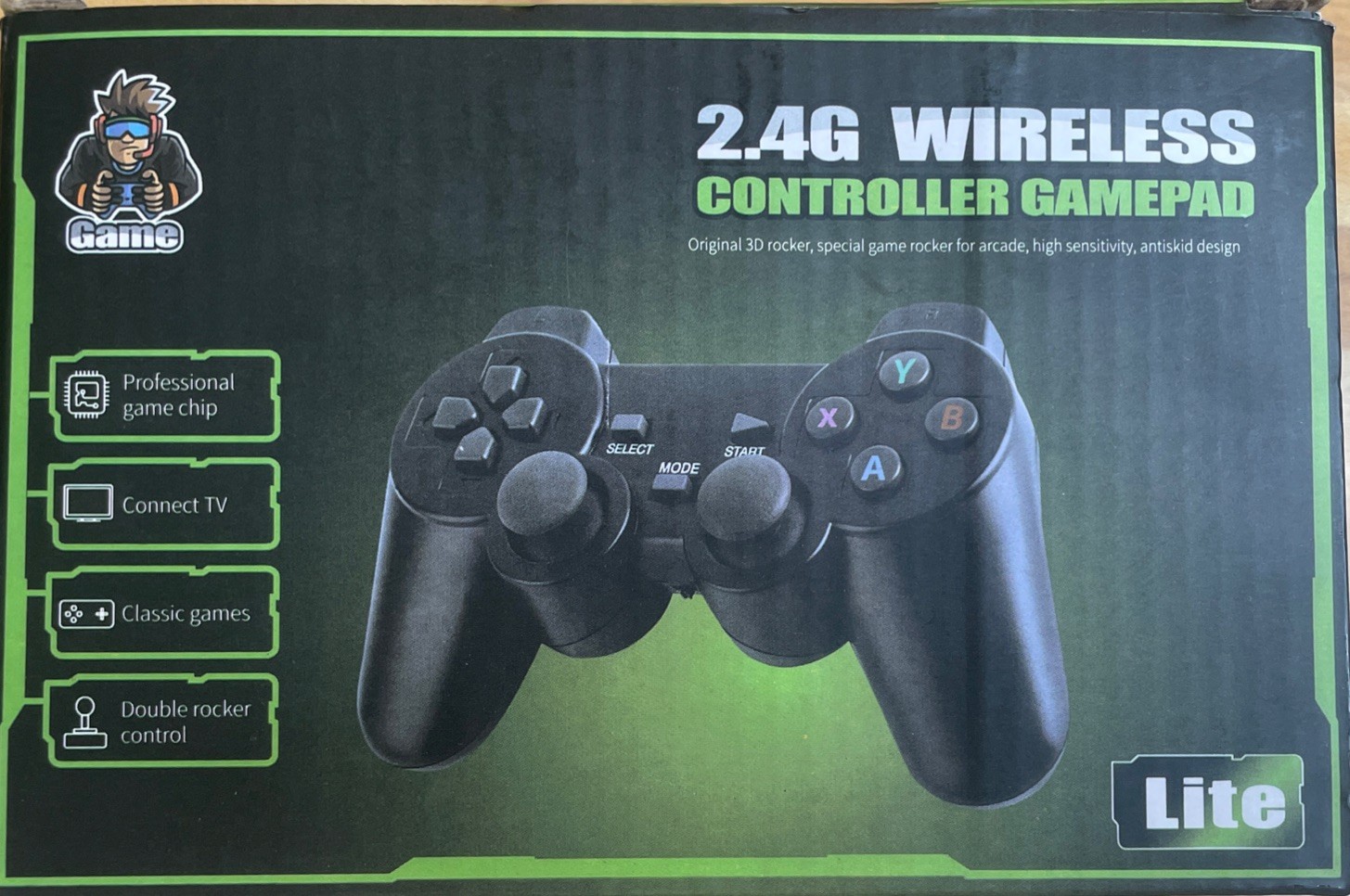 Retro Game Console, Plug and Play Video Game, 2.4GHz Wireless Controller New