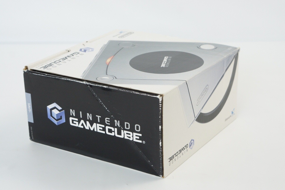 GameCube Silver Console System Boxed DOL-001 JP For Japan Game CD DNM10199731