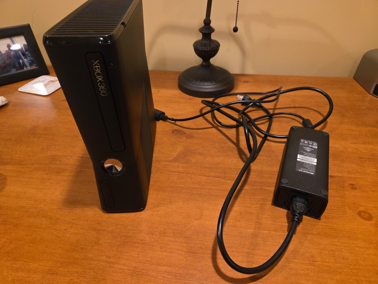 Xbox 360 Console With Internal Hard Drive.