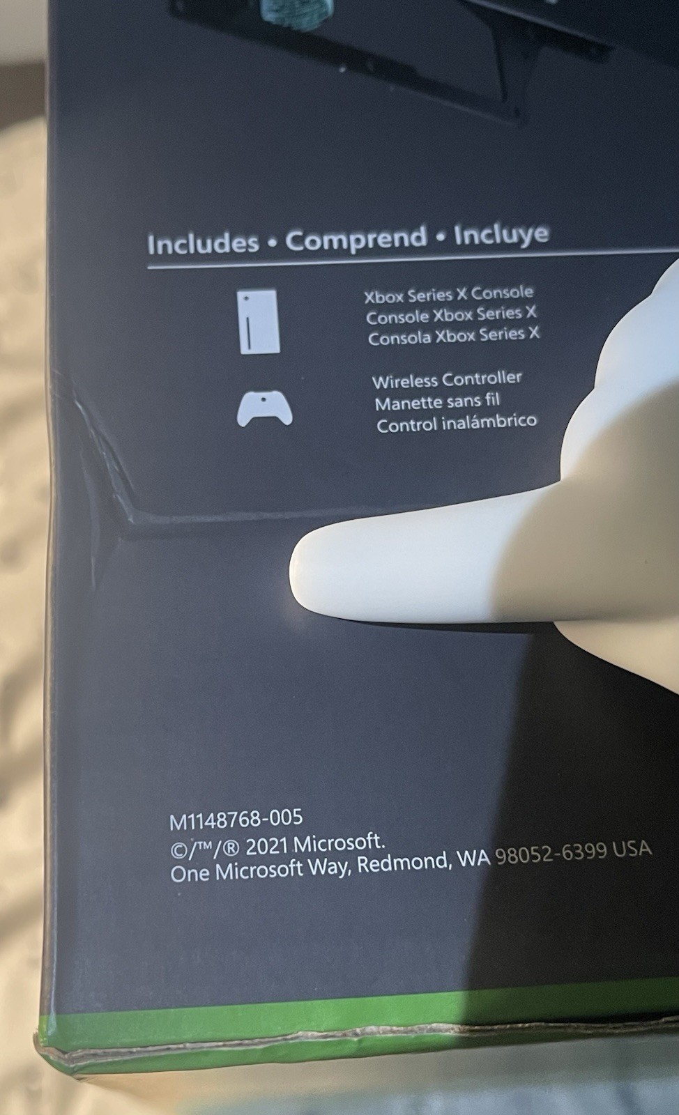 (FACTORY SEALED) Microsoft Xbox Series X 1TB SSD Console 4K UHD 120FPS