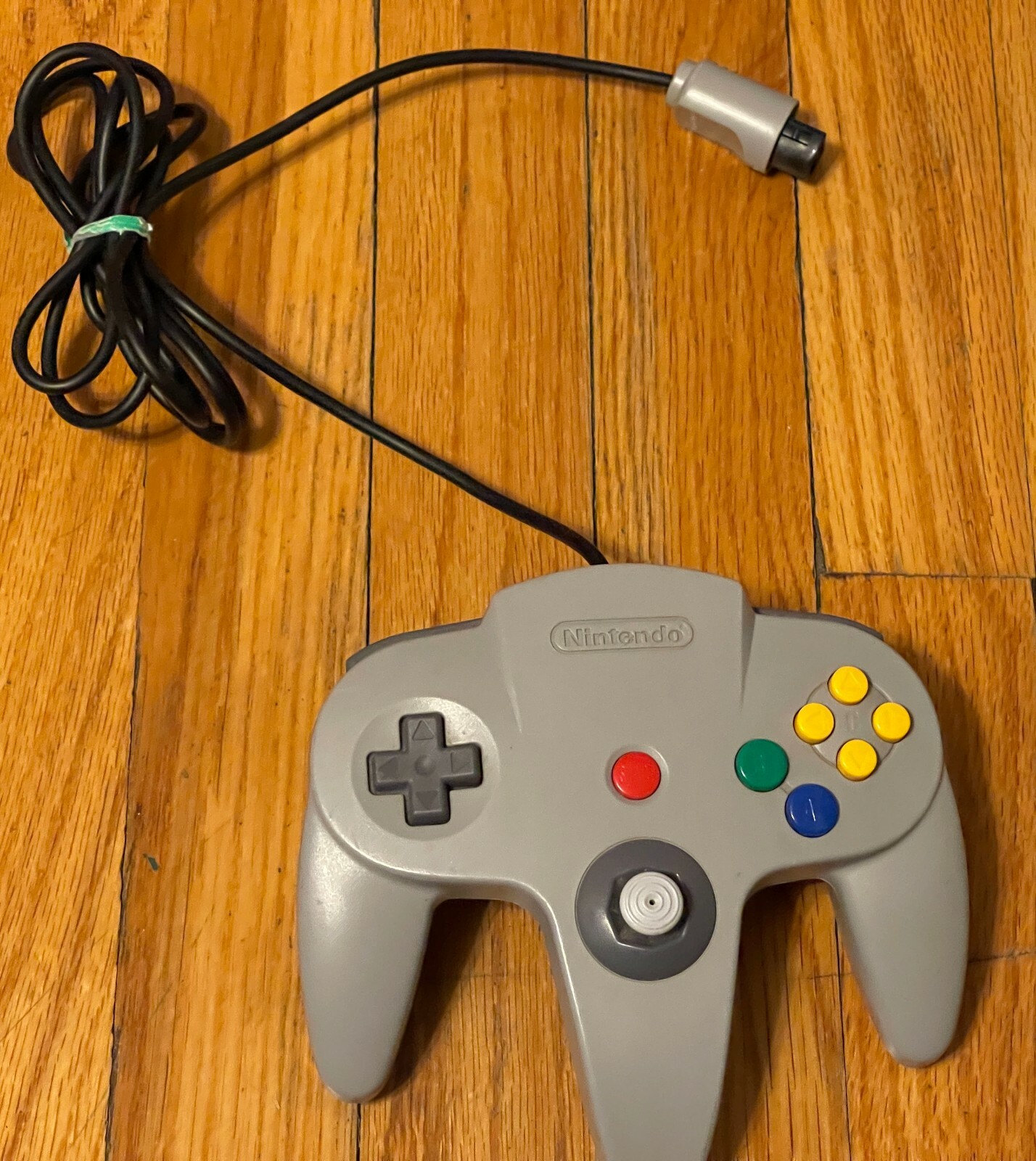 Nintendo 64 Console, 2 Controllers, Transfer Pak/Mem. Expansion, Cords Star Wars