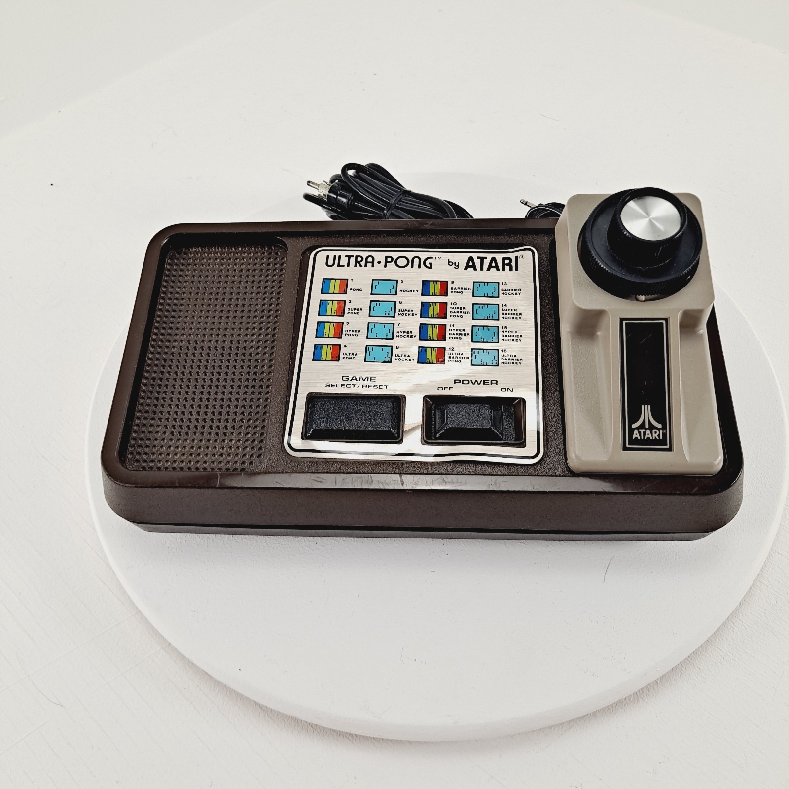 Vintage Atari Ultra Pong Video Game Console & 1 Padle C-402