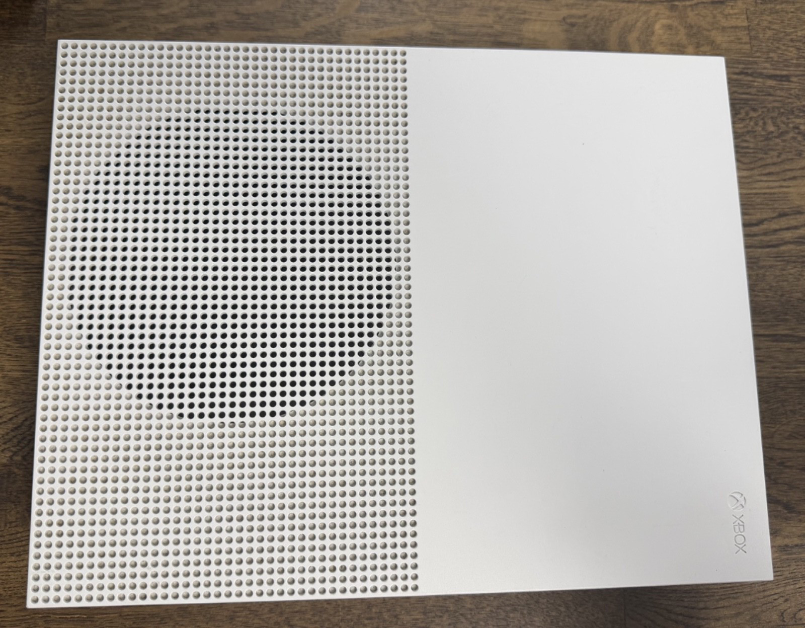 MICROSOFT XBOX ONE S – CONSOLE – 500GB – With Controller AND GAME INCLUDED