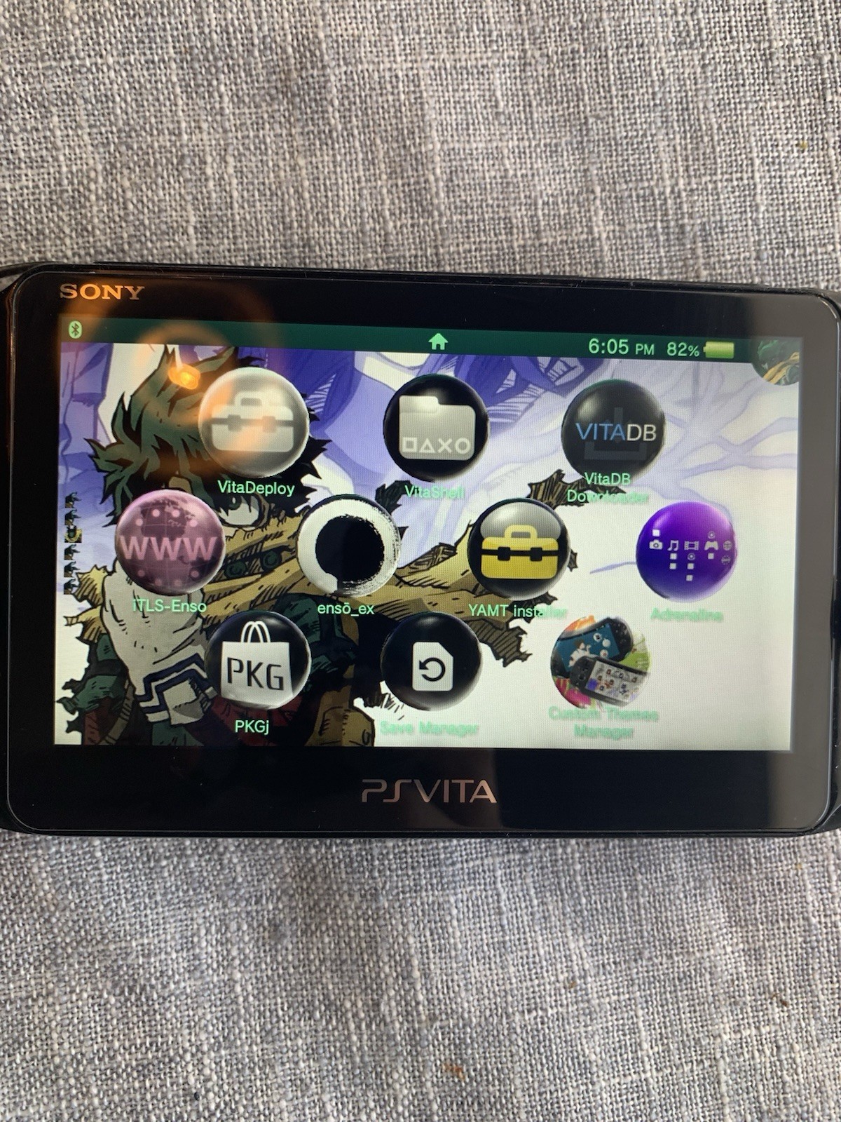 Sony PS Vita PCH-1101 Black Handheld Gaming System Pkg