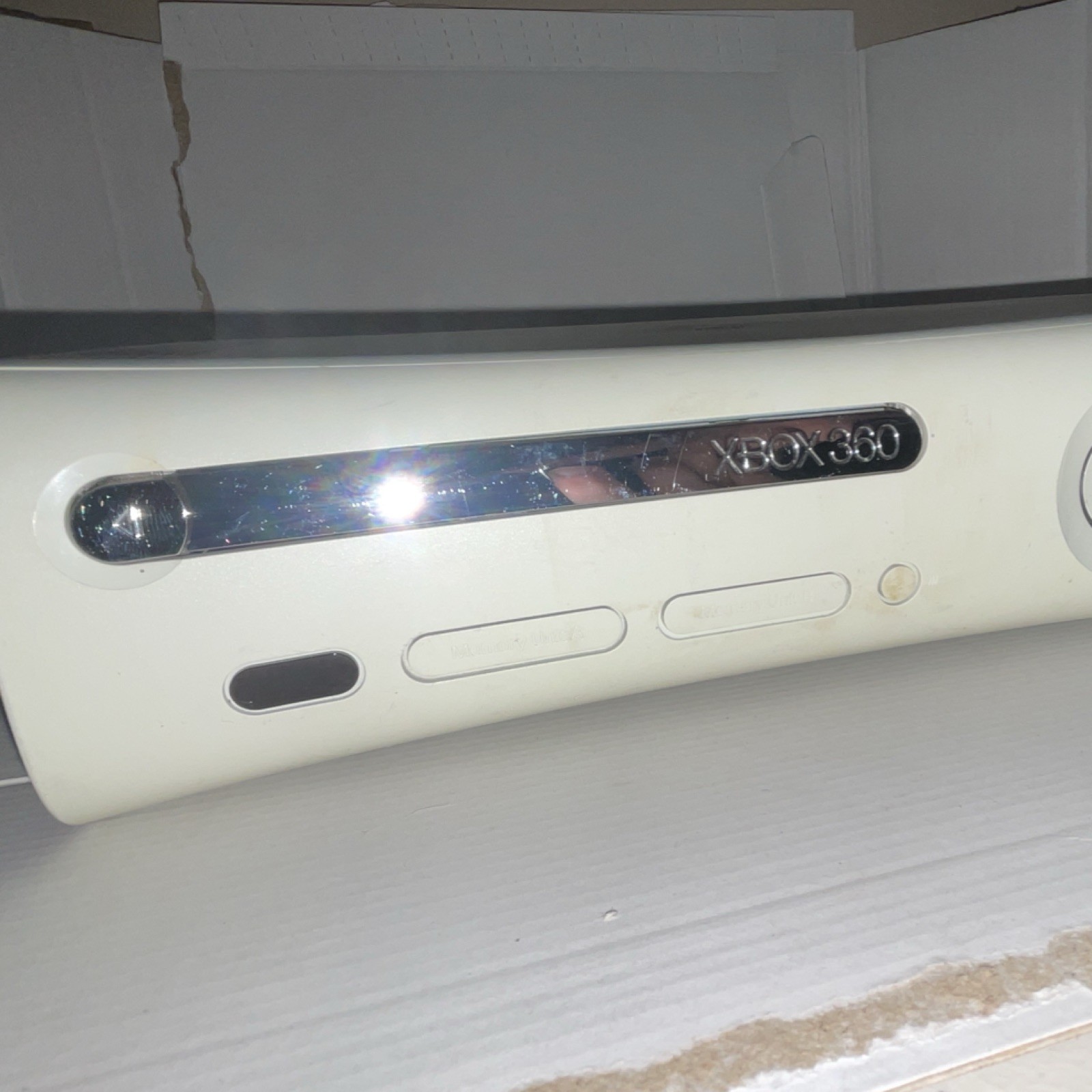 Microsoft Xbox 360 Console White HDMI Dolby Digital 2008 Home Console