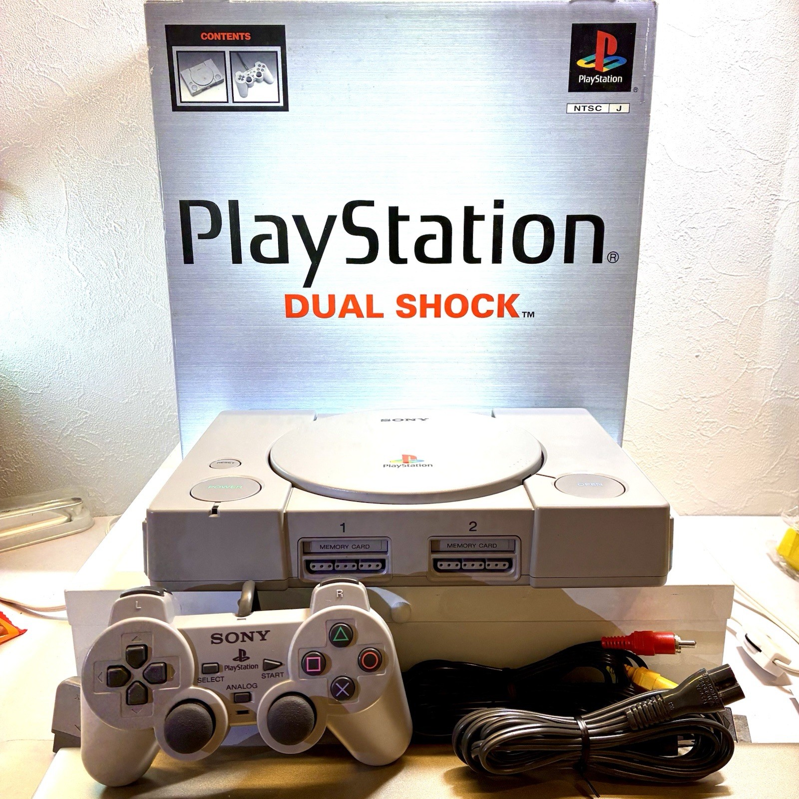 Sony PlayStation 1 PS1 DUALSHOCK SCPH-7000 Gray Console Box Excellent Used Japan