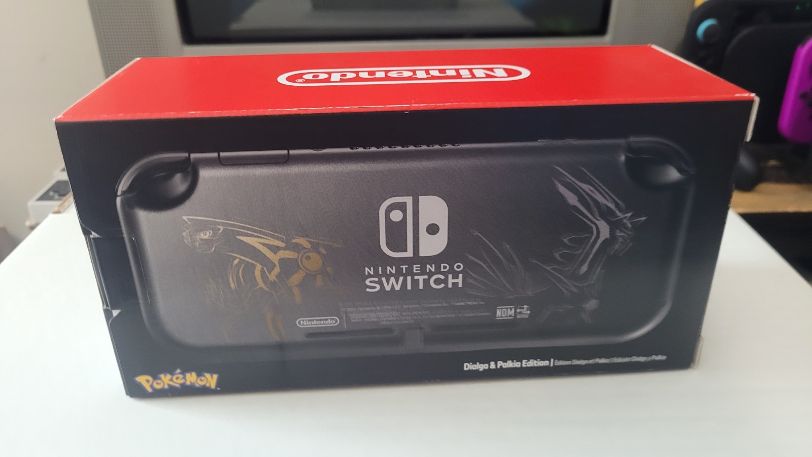 Nintendo Switch Lite Dialga & Palkia Edition – New