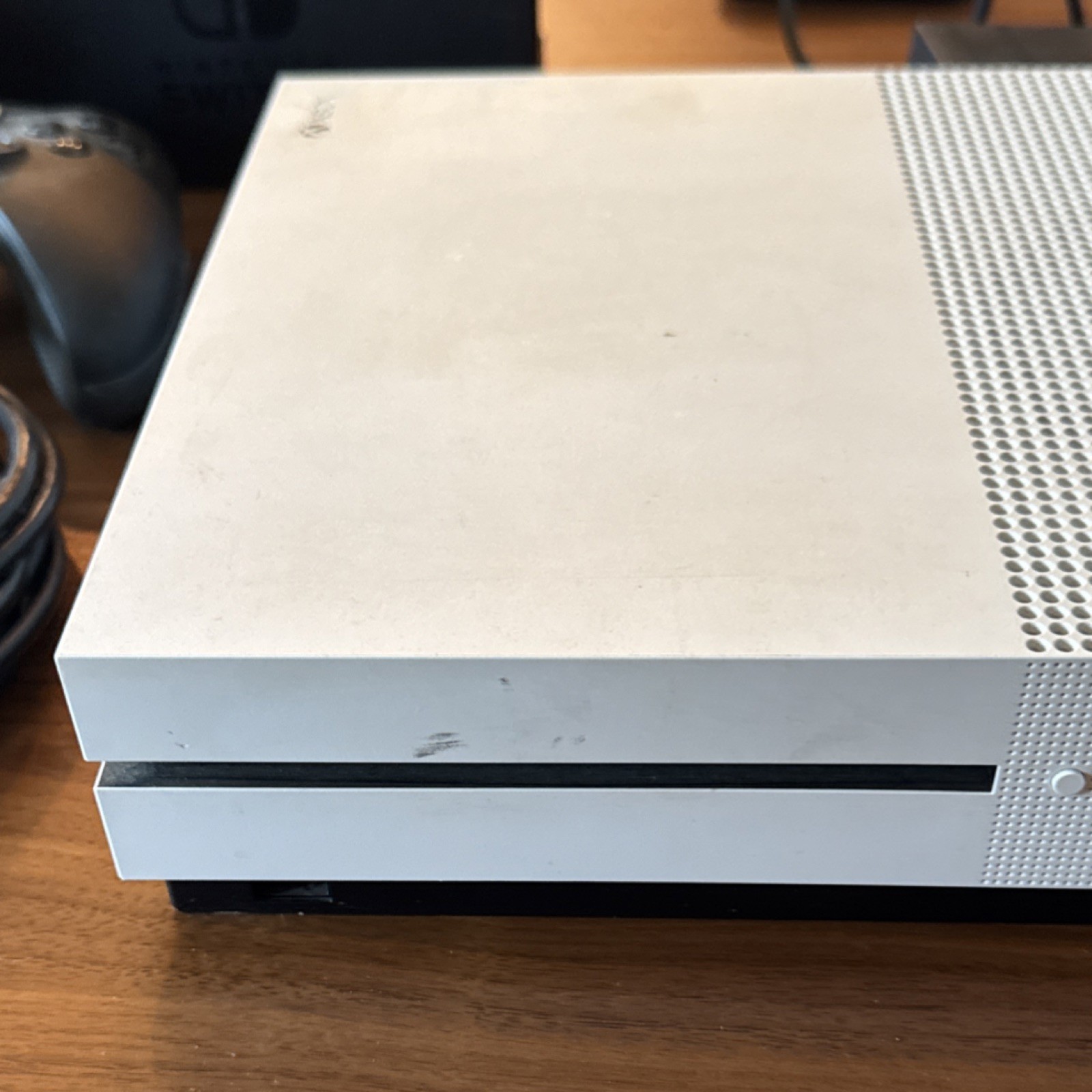 Xbox 1 S 1TB and wireless controller
