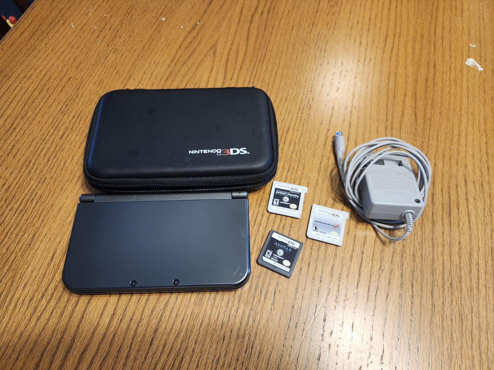 New Nintendo 3DS XL Gray Black Console W Charger, 3 Games, & Case, Tested