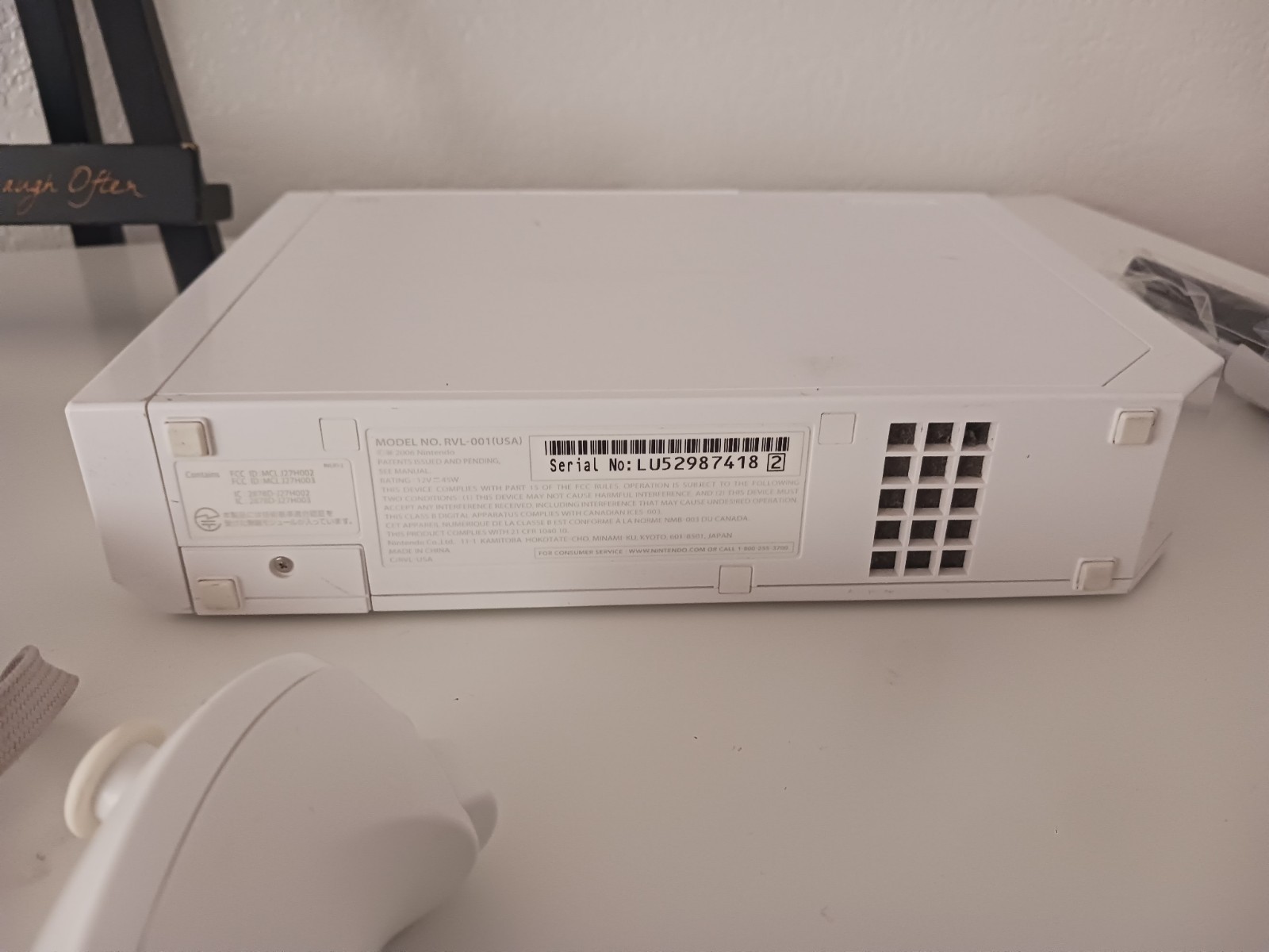 Nintendo Wii Console Bundle (RVL-001) Spectrobes Origins GameCube Compatible