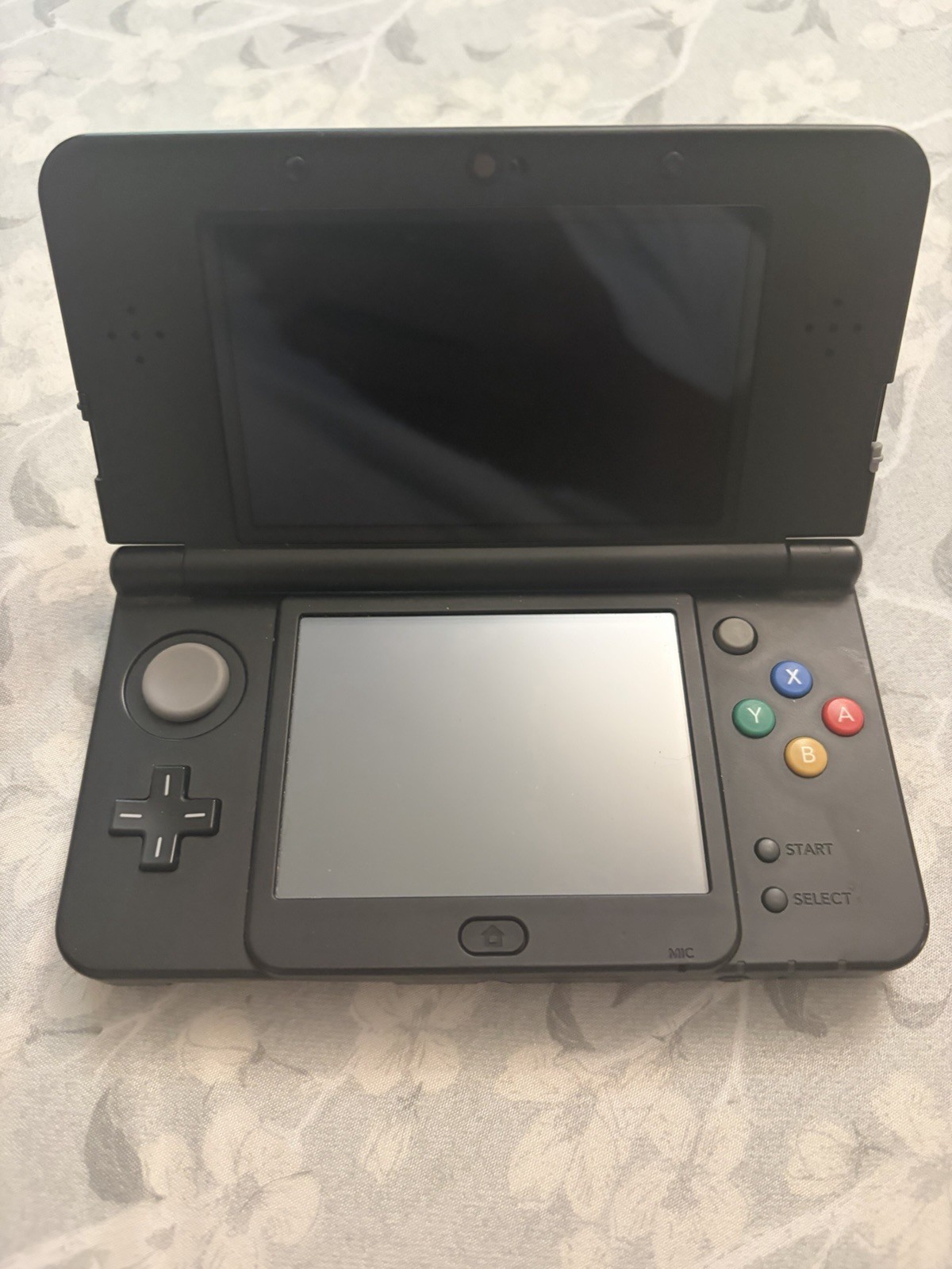 Nintendo 3DS Original Super Mario Edition 4GB Handheld System – Black