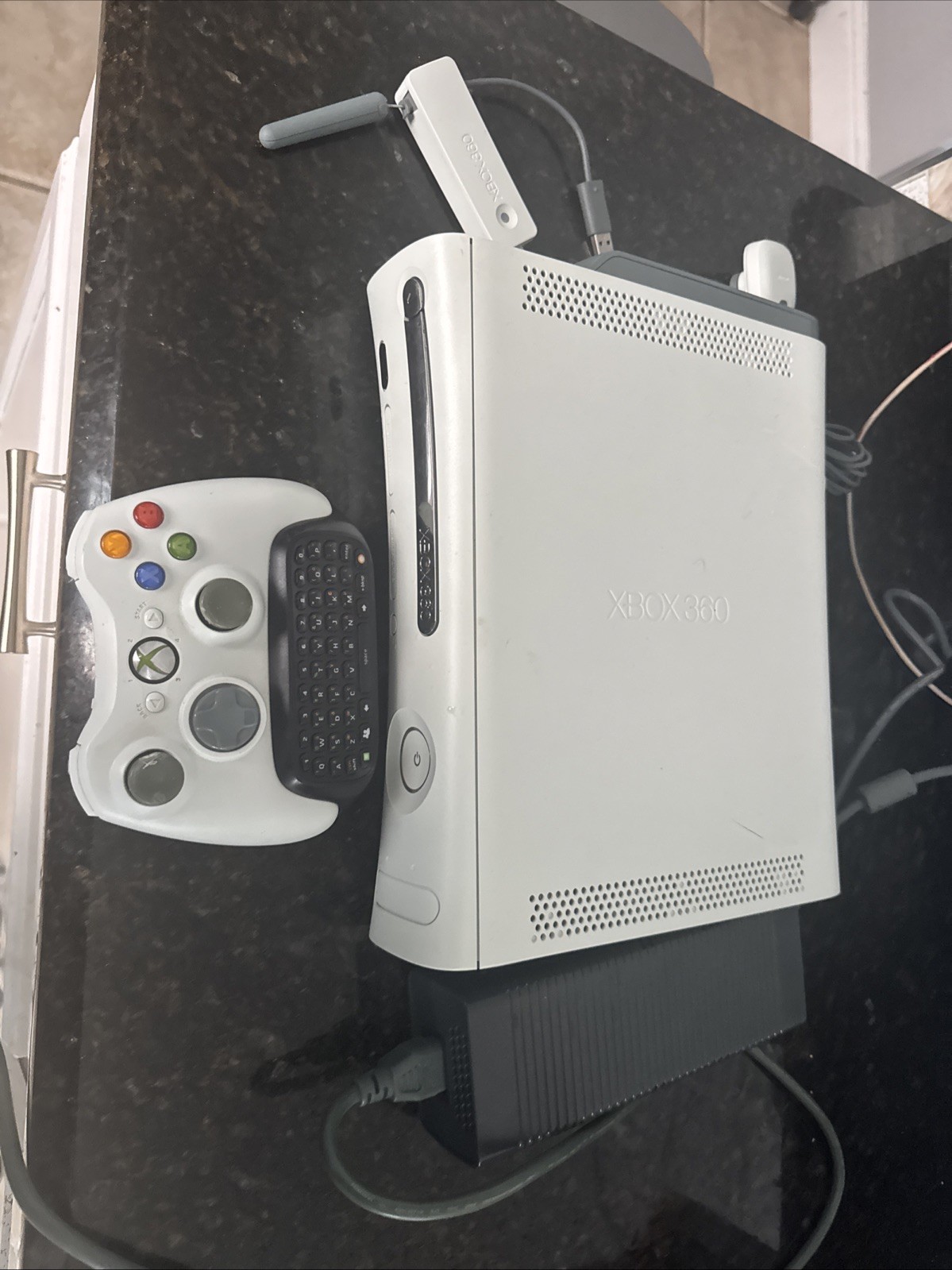 Microsoft Xbox 360 White Console Bundle Controller WiFi Adapted,Tested