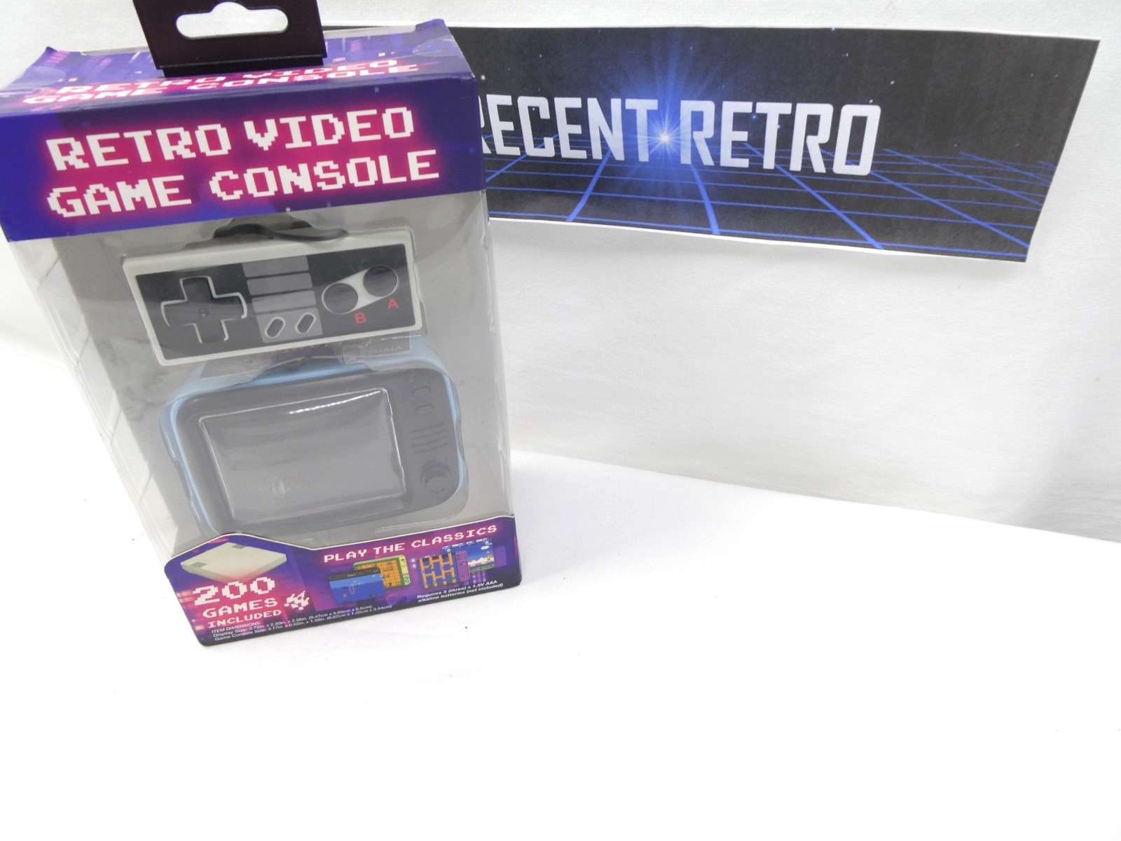 VIVITAR RETRO VIDEO GAME CONSOLE 200 GAMES 2.8 INCH SCREEN FIVE BELOW EXCLUSIVE