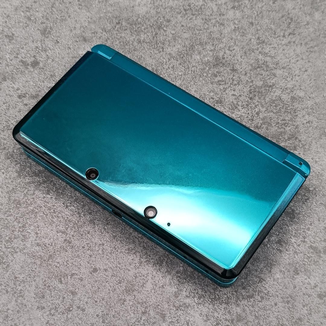 Nintendo 3DS Aqua Blue & Pokemon X Y Ultra Sun Moon Omega Ruby Alpha Sapphire