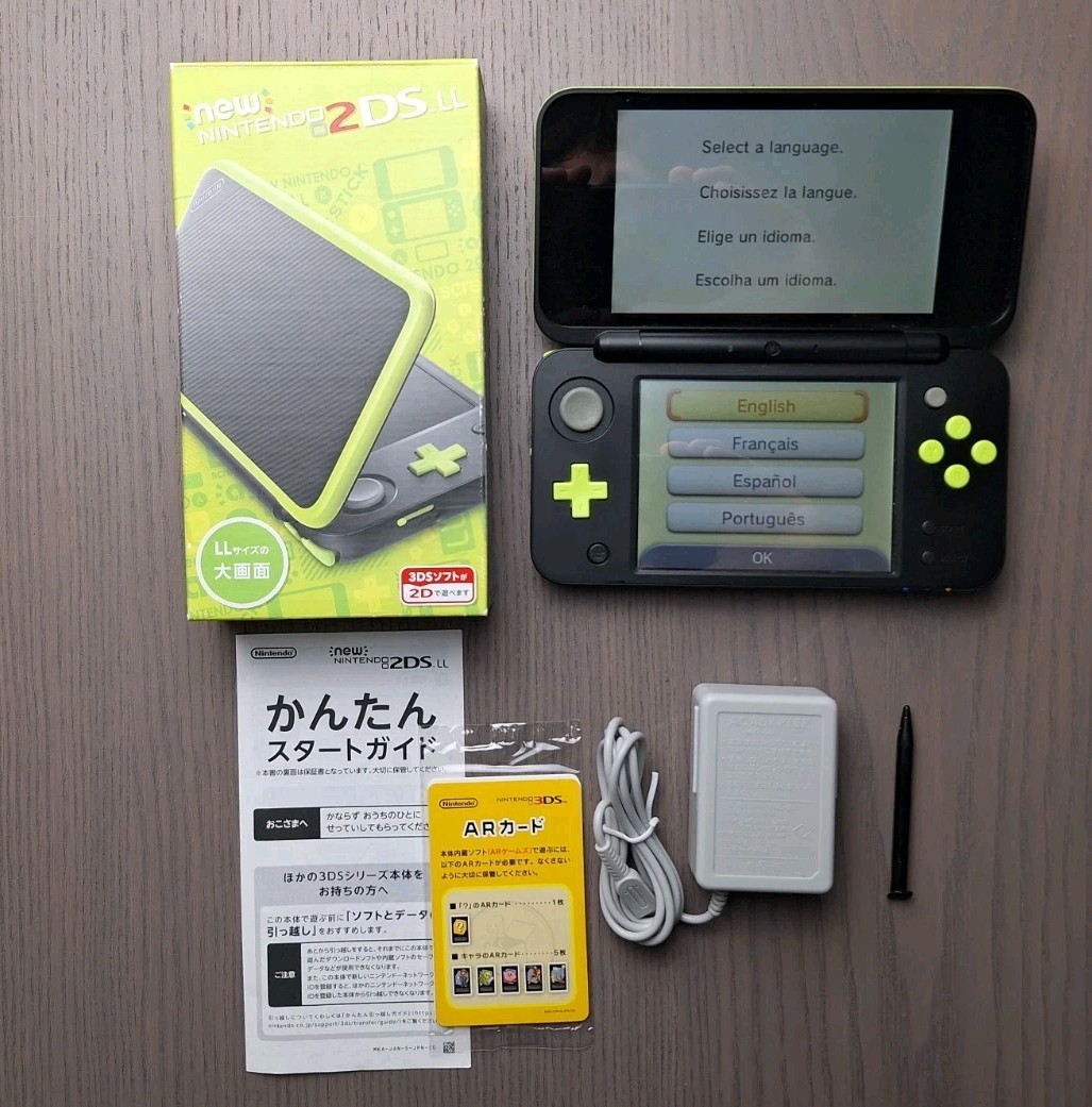 New Nintendo 2DS XL Lime Black | Charger + 32GB SD Card | Region Free USA CIB