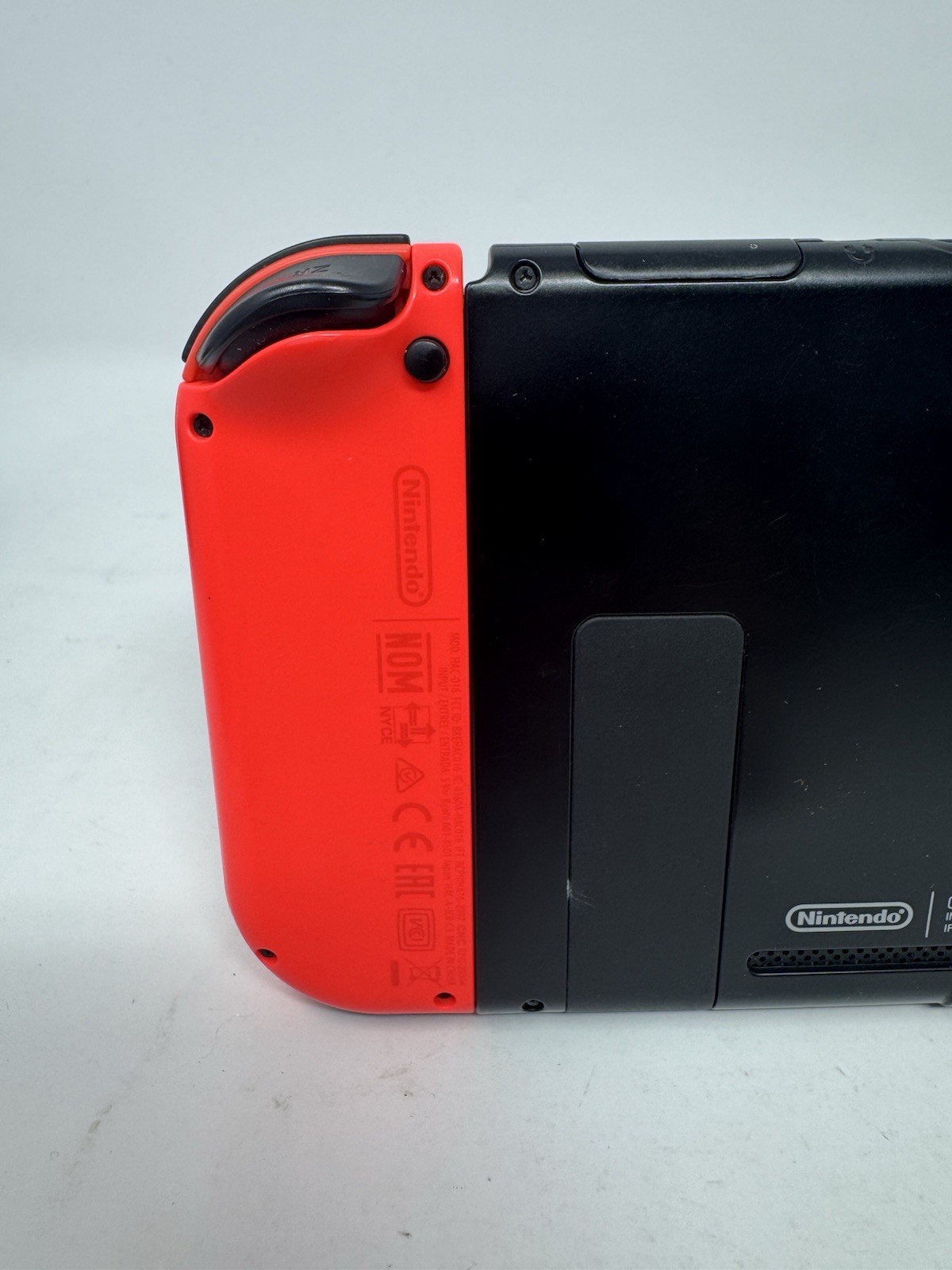 Nintendo Switch HAC-001 Bundle w/ Dock Joycons Charger Two Games Carrying Case