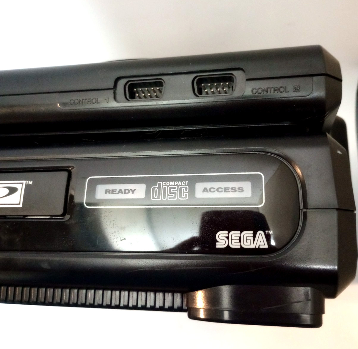 READ Sega CD, Model 1690 + Sega Genesis Model 1 UNTESTED FOR PARTS AS IS