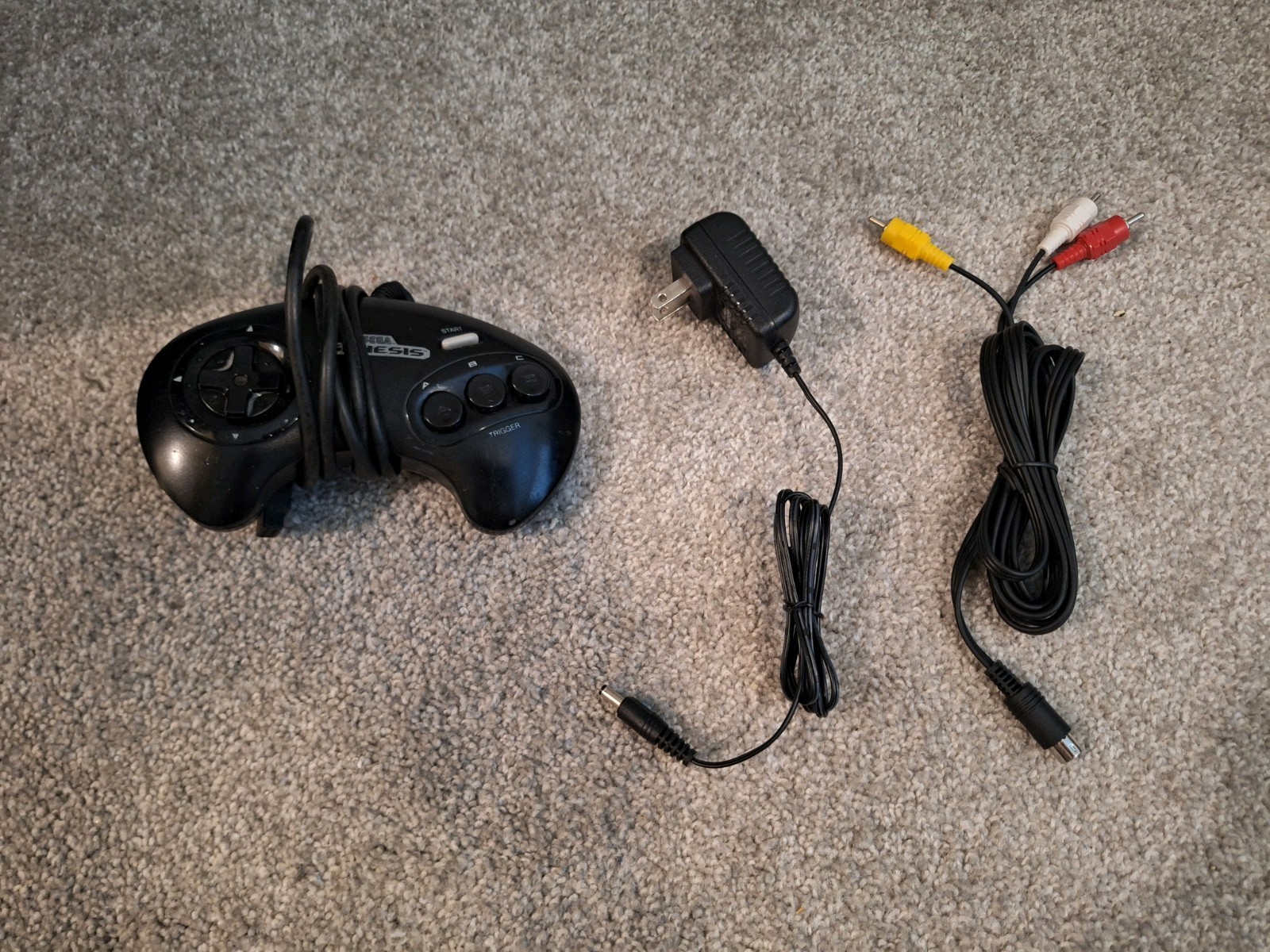 *AS-IS* Sega Genesis Model 2 w/Accessories & Motocross For 32x – UNTESTED
