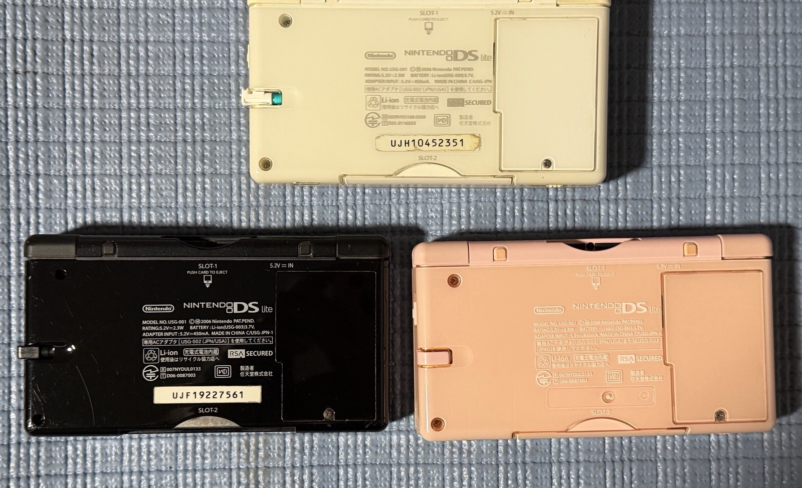 3 Nintendo DS Lite Console USG-001 – Coral Pink White Black Good Condition JAP