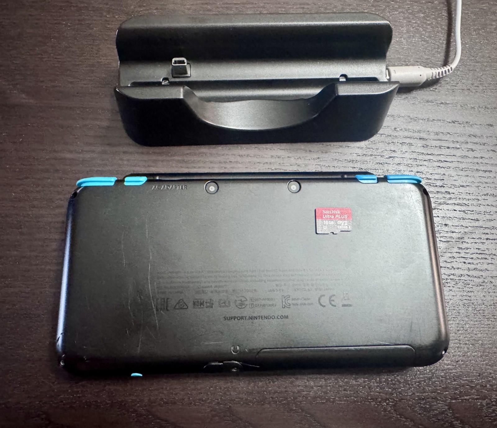 Nintendo 2DS XL Bundle – 10 Games, Case, Charger, Dock & 16GB microSD – Tested