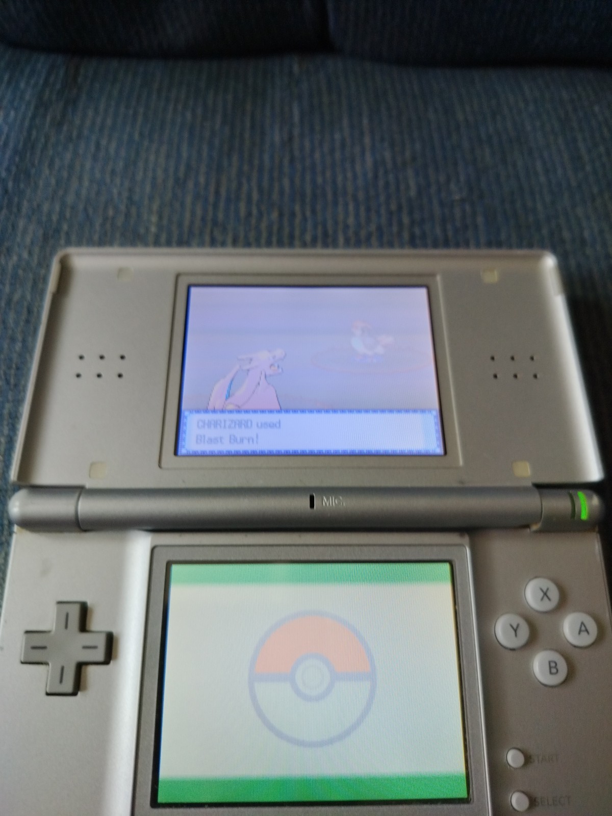 Nintendo DS Lite Handheld System- Silver (READ DESCRIPTION)