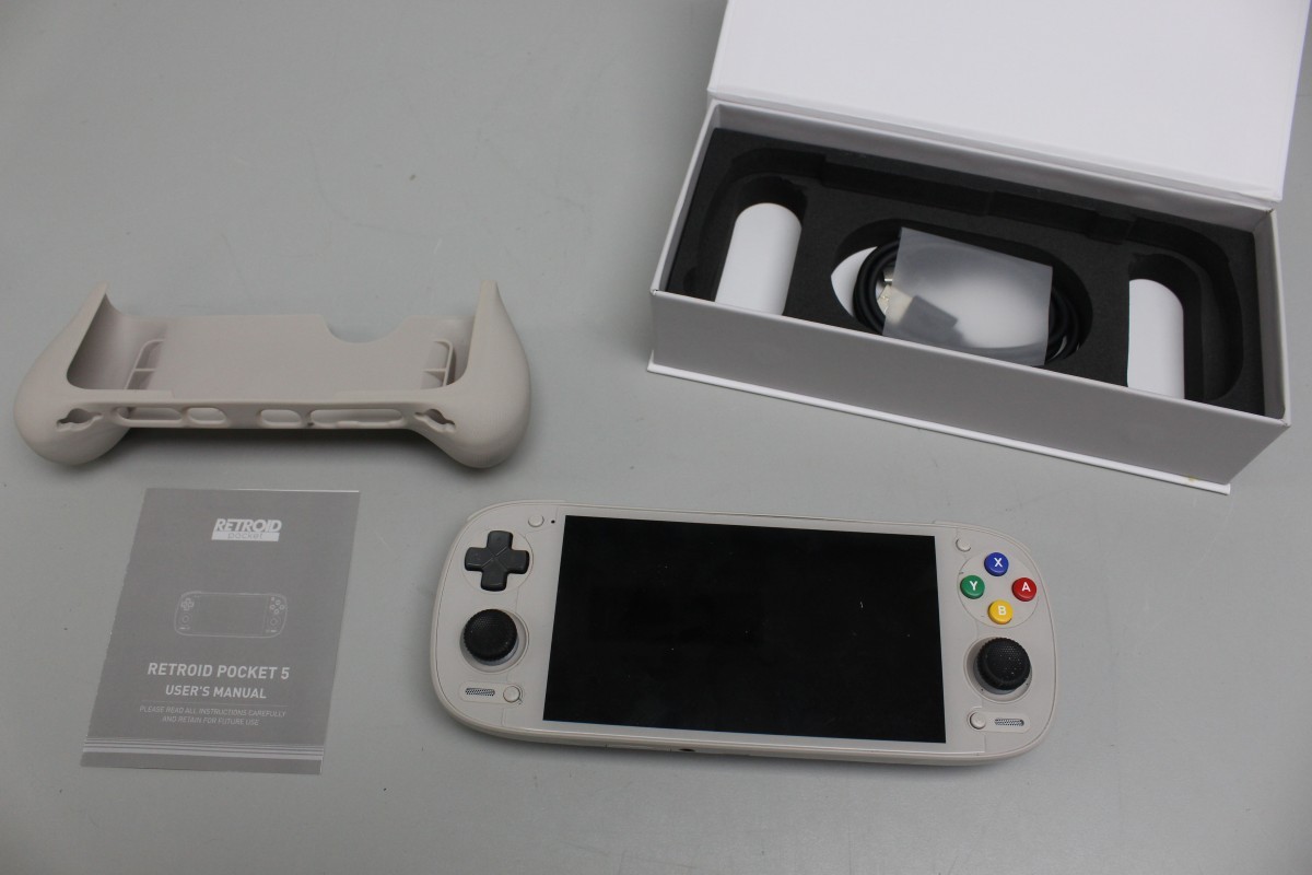 Retroid Pocket 5 RP5 Handheld Console (C31037055)