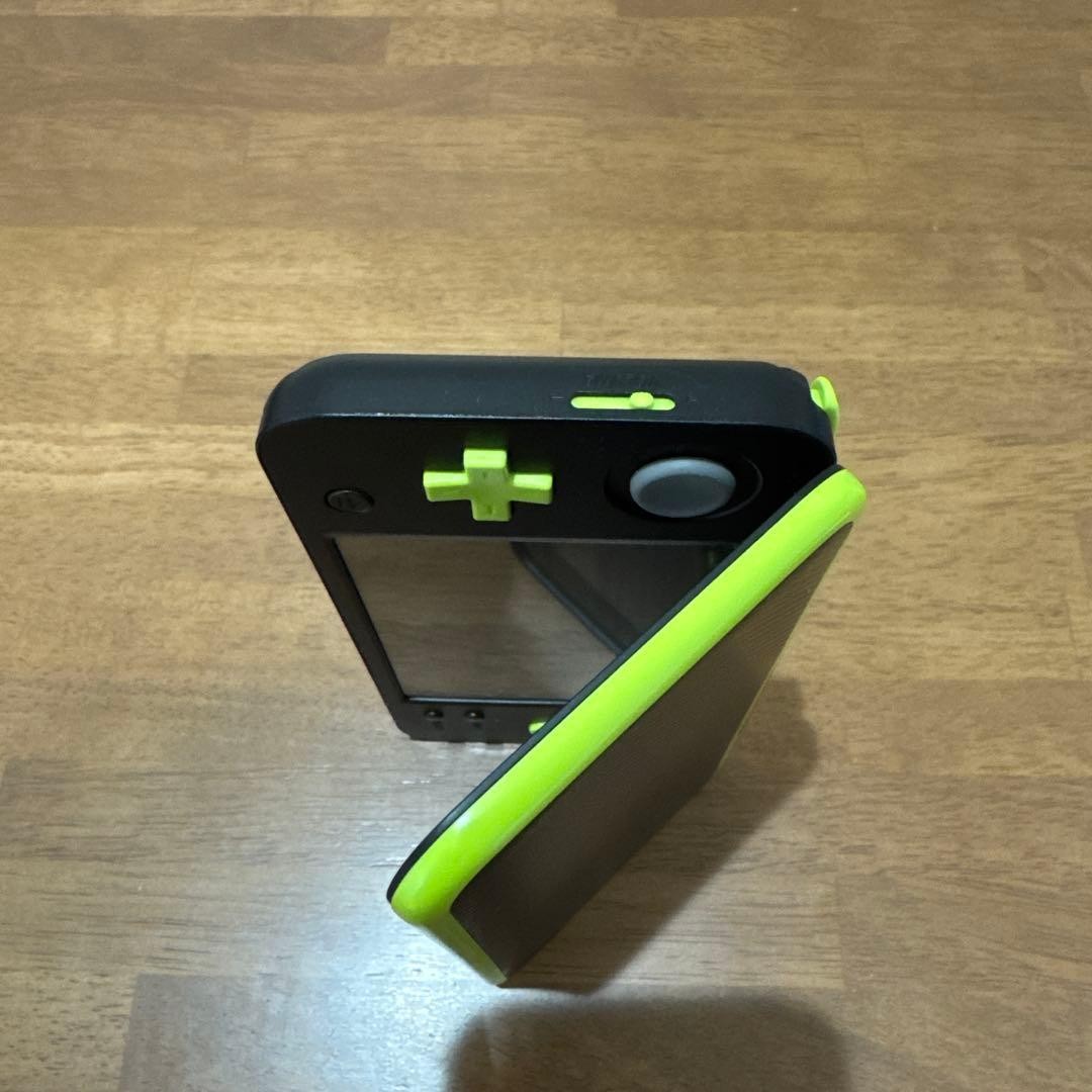 Nintendo 2DS LL – Black/Lime w/games Tested