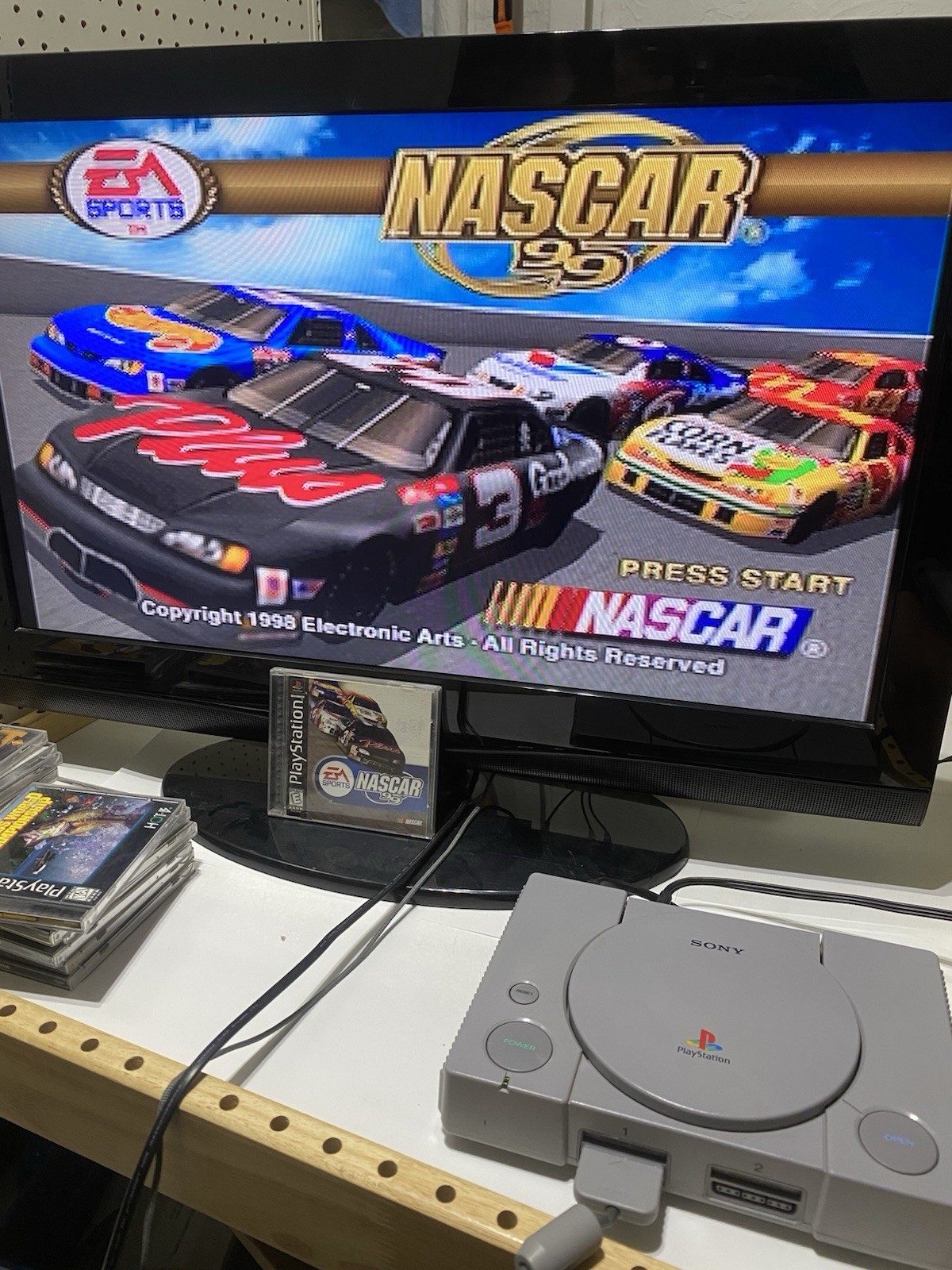 Sony PlayStation Console PS1 Game System w/ 18 Games & 2 Controllers Bundle Lot