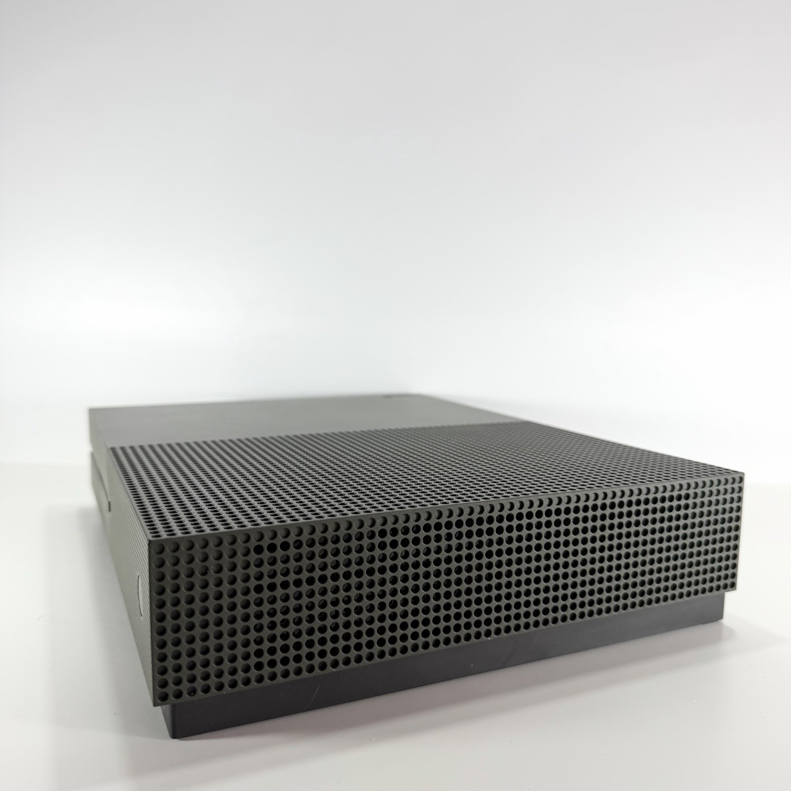 MICROSOFT XBOX ONE S 1TB – BATTLEFIELD EDITION 1 LIMITED EDITION – COMPLETE