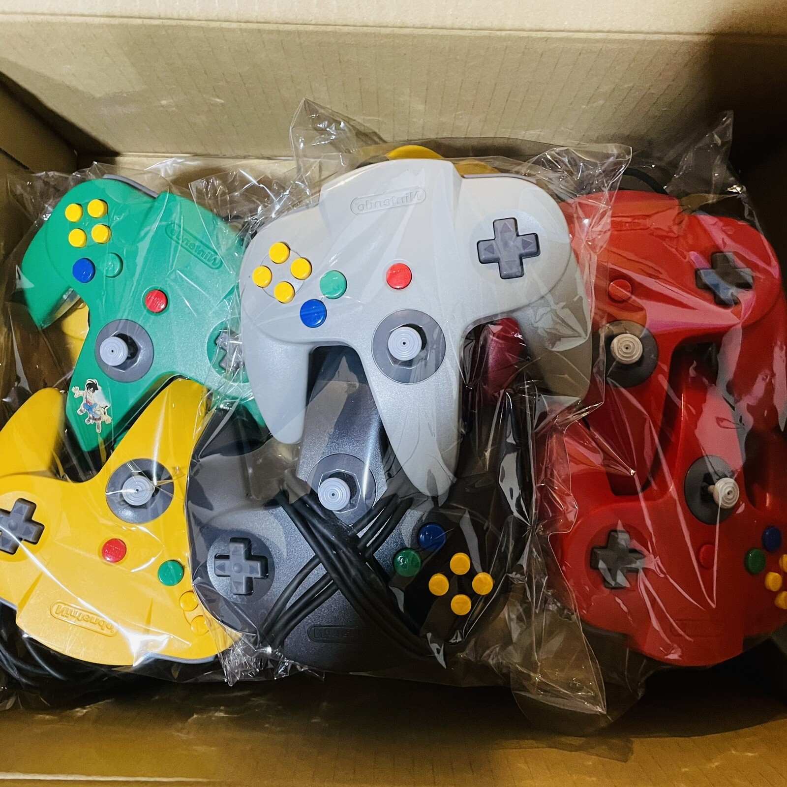 Tight stick Authentic Nintendo 64 N64 Controller Set of 12 Random Color Original