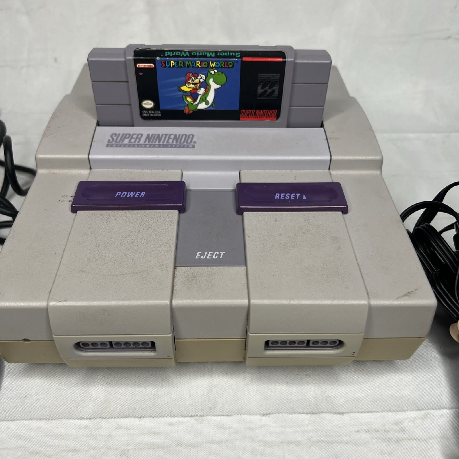 Super Nintendo SNES w/ superMario world AV, Power Cable, Controller TESTED