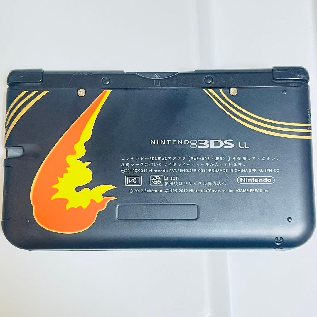 Nintendo 3DS LL Charizard Pokemon Center Limited Edition Console Complete Japan
