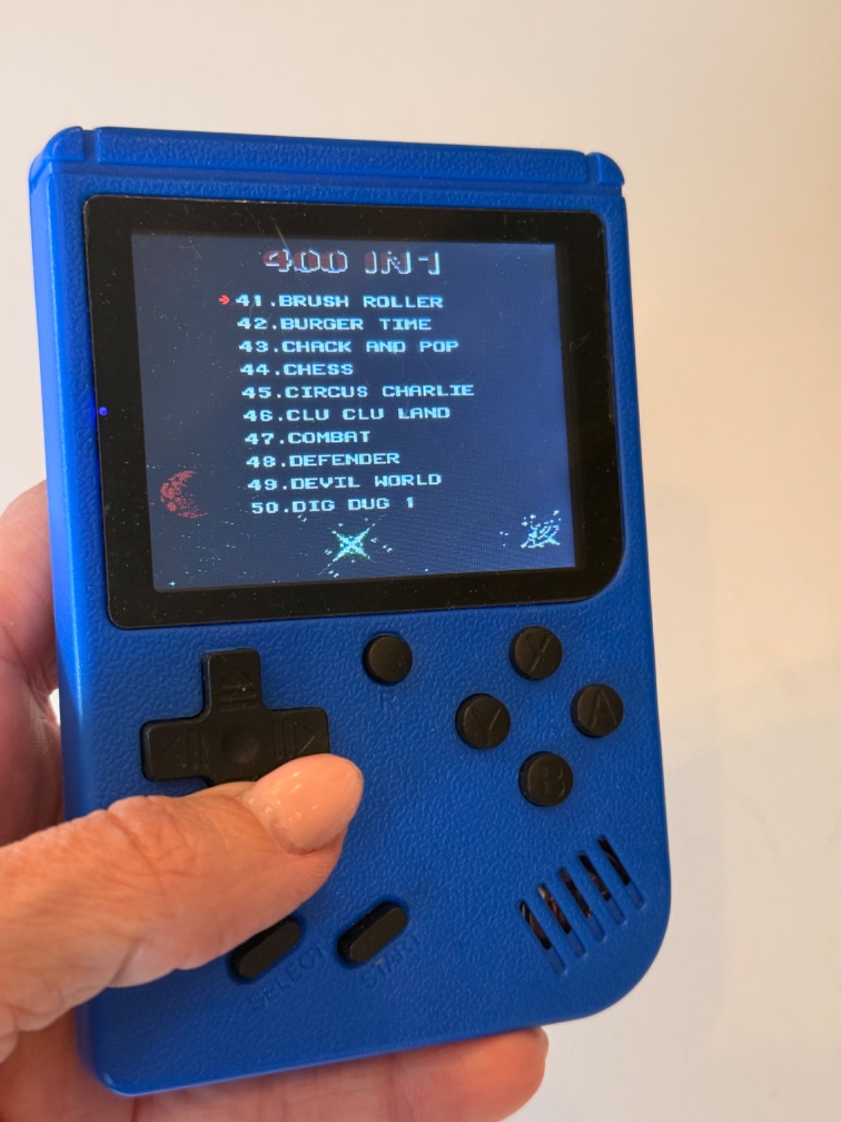 Handheld Play Machine Retro Player with 400 Classical FC Plays Machine 2.8-Inch