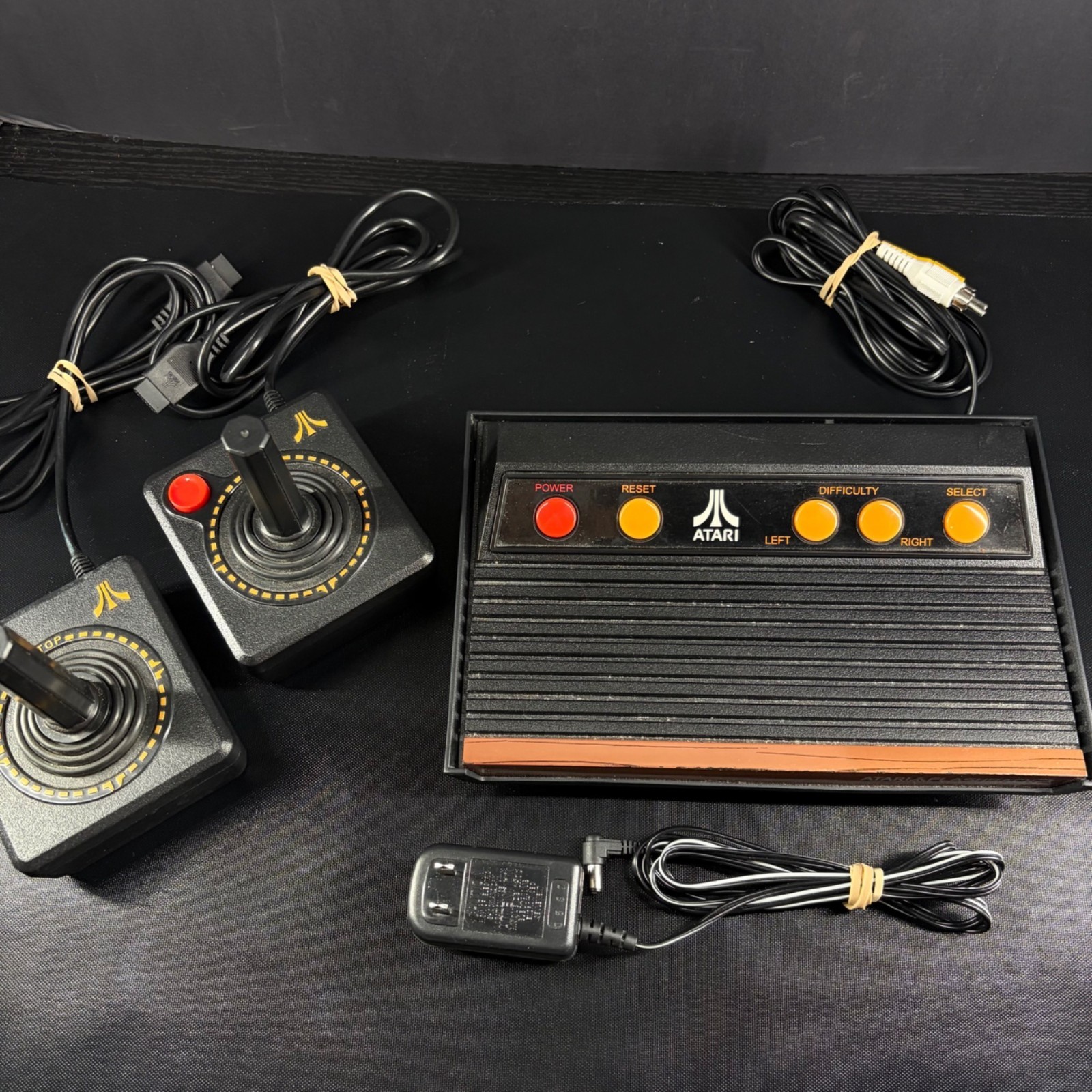 Atari Flashback 2 Classic Console With 2 Joysticks AV Cables Power Adapter
