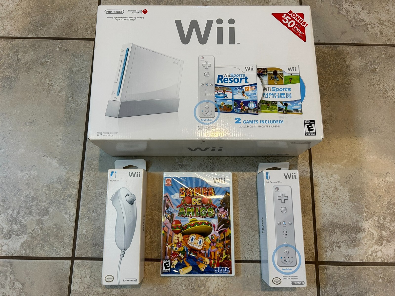 NEW Nintendo Wii Sports Resort White Console+Bonus Controller Game bundle system