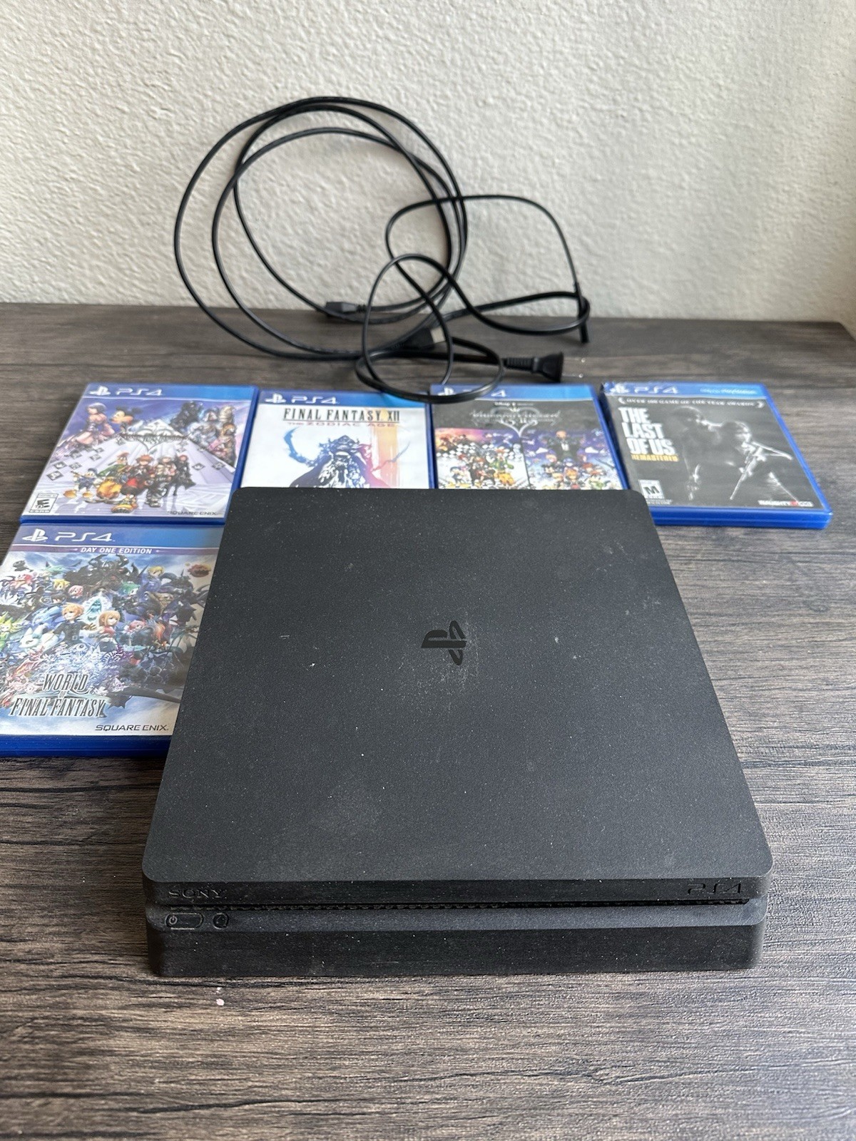 Sony PlayStation 4 Slim Edition 1TB Low Firmware 10.0 (100% Works)