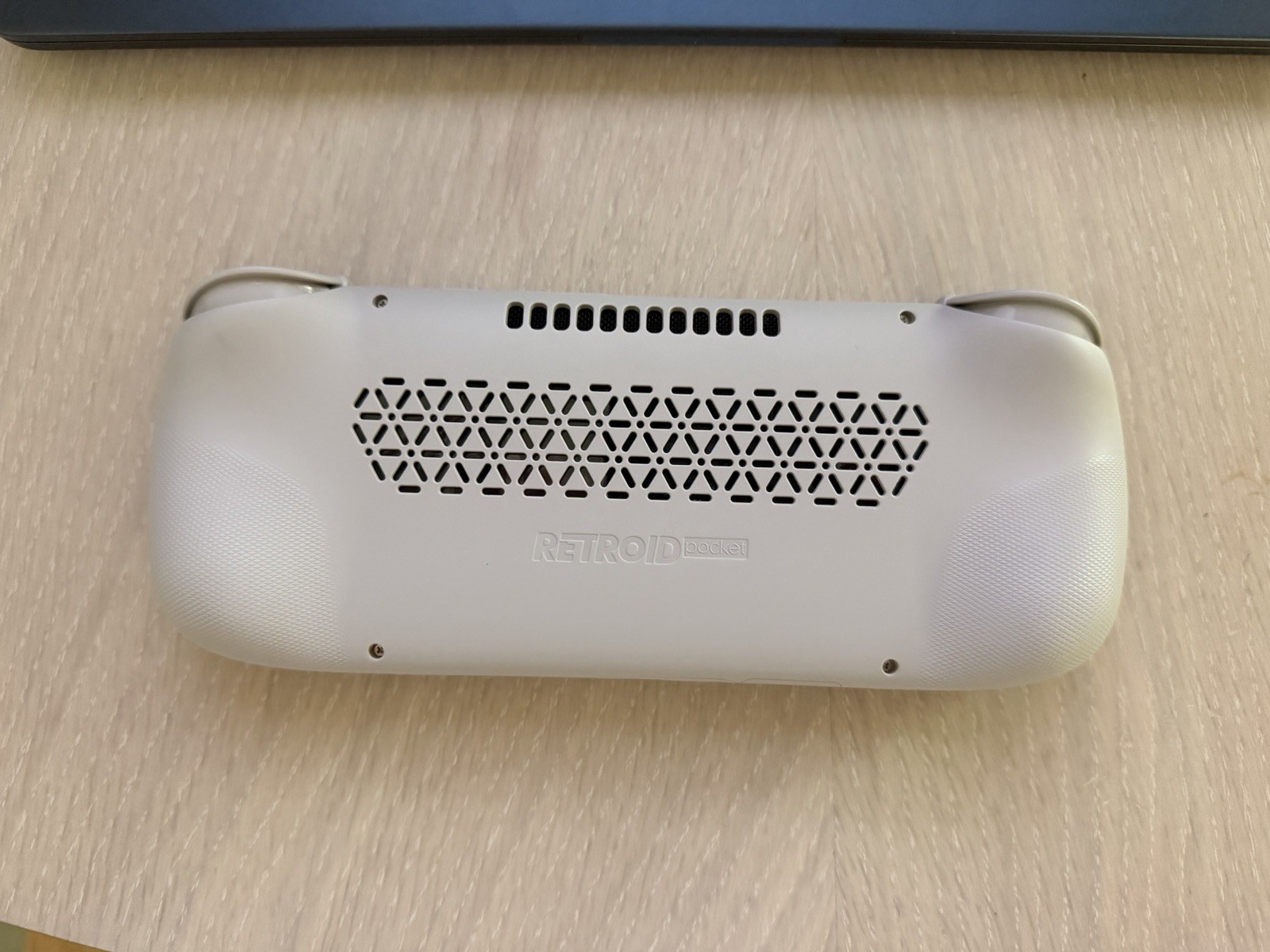 Retroid Pocket 5 Custom Edition