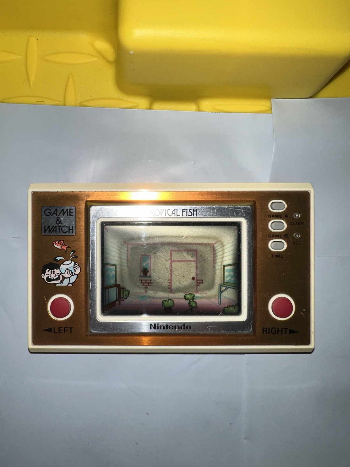 1985 Nintendo Game & Watch Tropical Fish Working