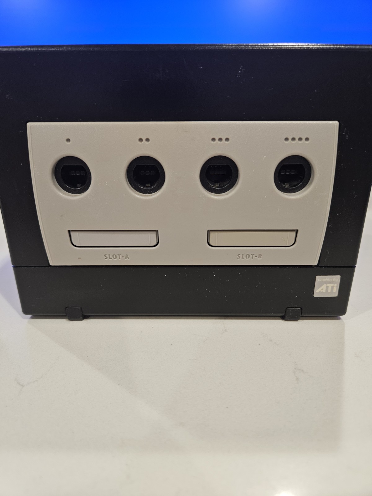 Nintendo GameCube Black Console System AND CONTROLLER with Box and FIGHT NIGHT