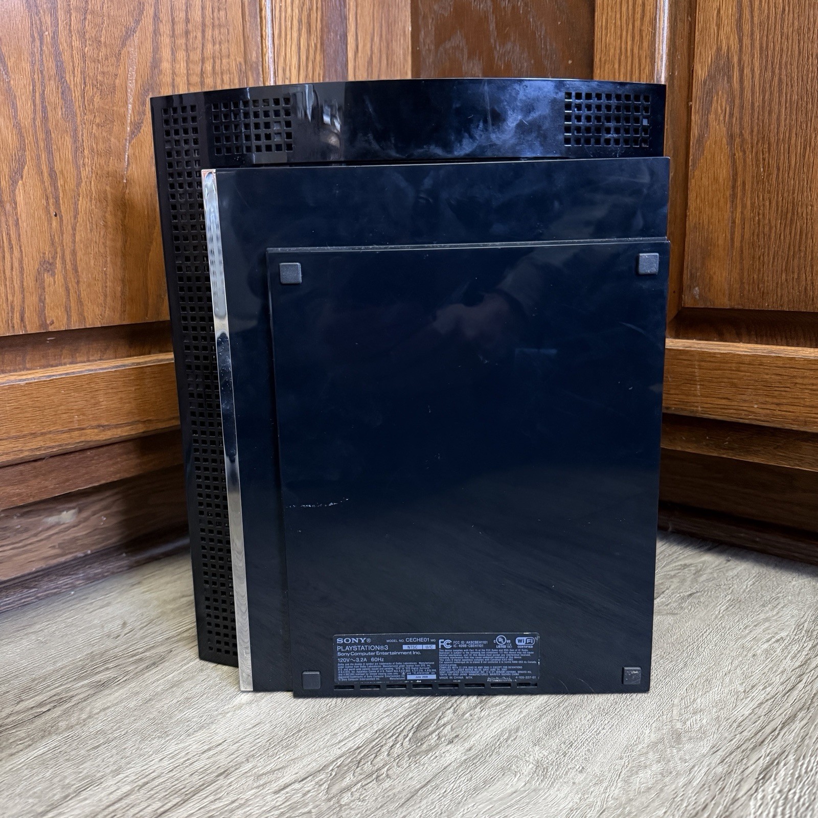 PlayStation 3 PS3 (CECHE01) Backwards Compatible Turns On Doesn’t Read PS3 Discs