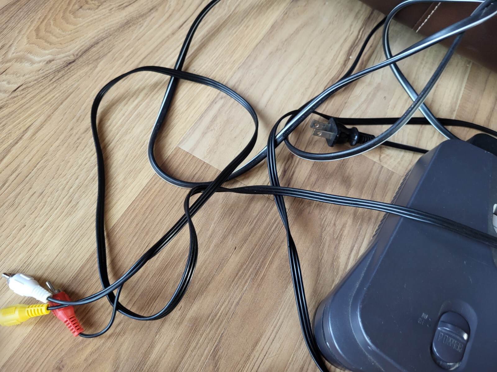 Nintendo 64 N64 Console, Controllers & Games – Not Tested