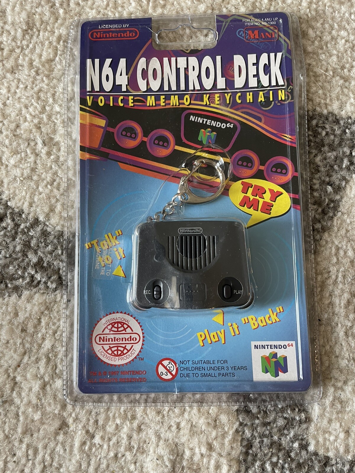 New Sealed Original Nintendo N64: Control Deck Voice memo Keychains 1997